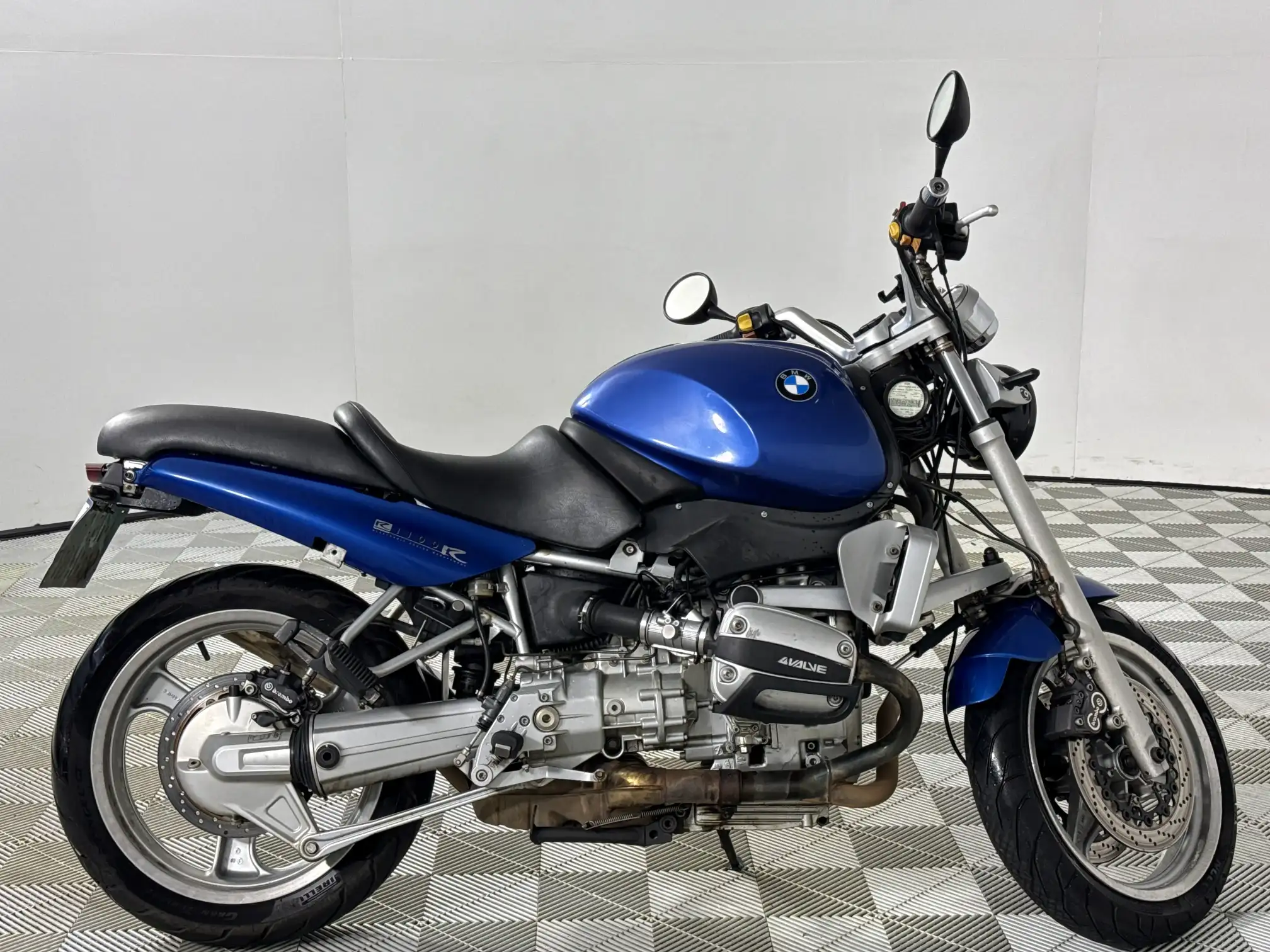 2000 BMW R Series