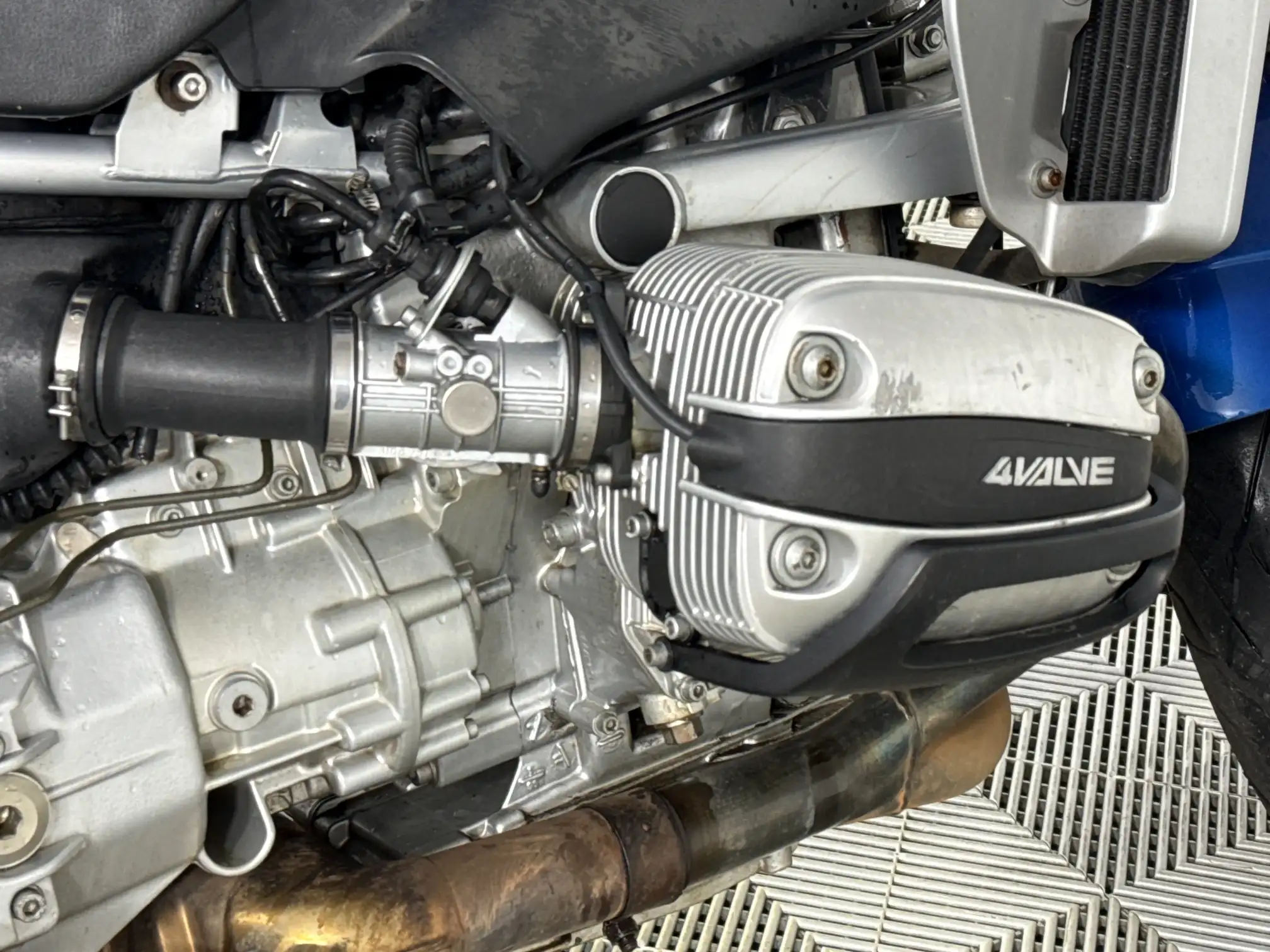 BMW R Series