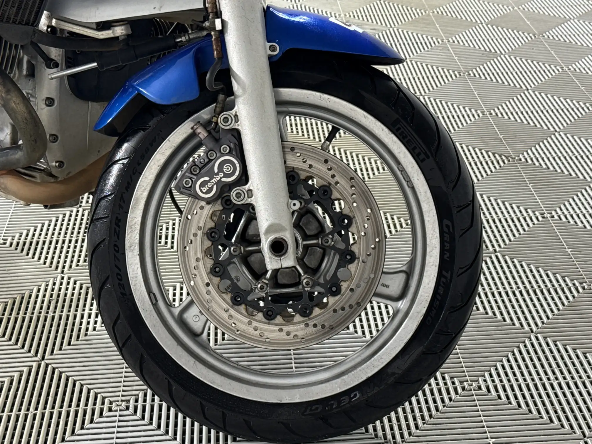 BMW R Series