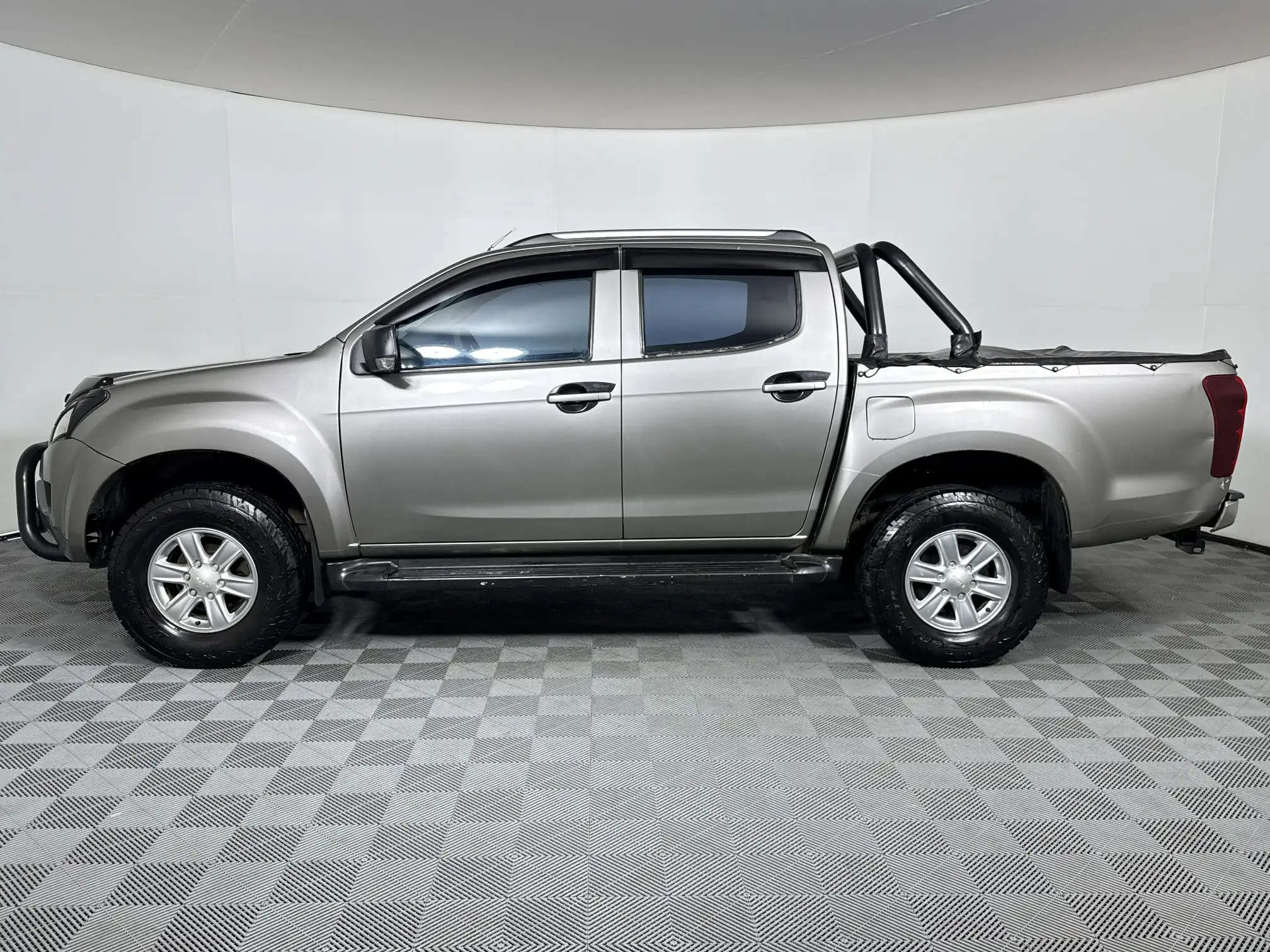 Isuzu KB