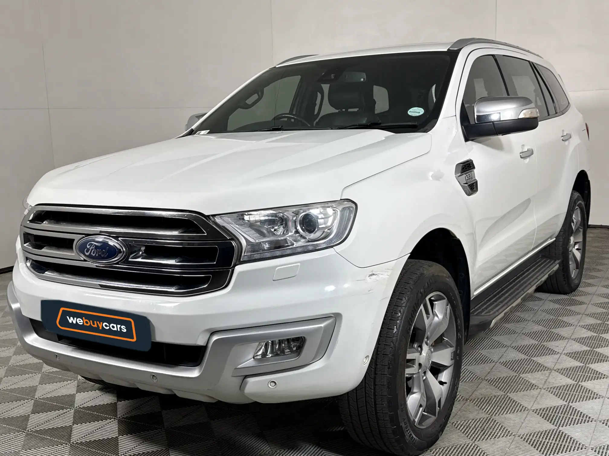 2016 Ford Everest