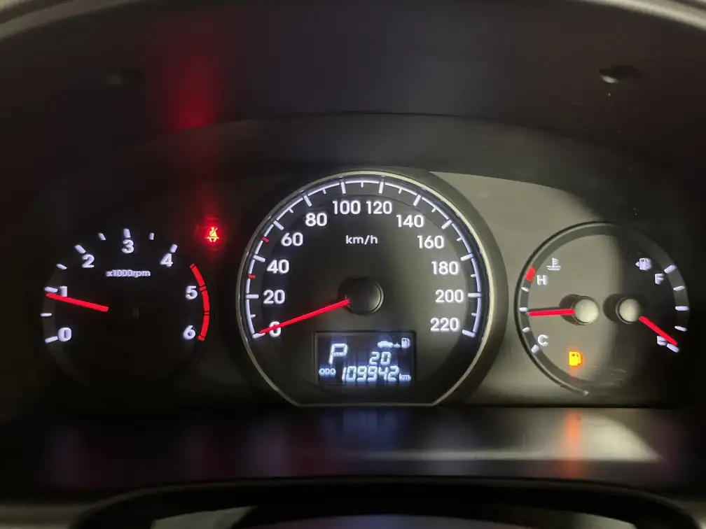 Hyundai H-1