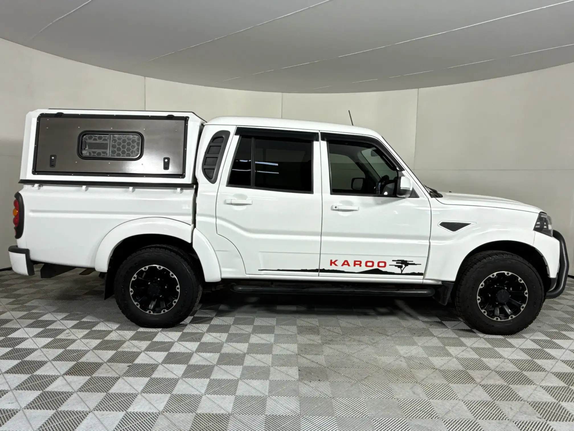 Mahindra PIK UP