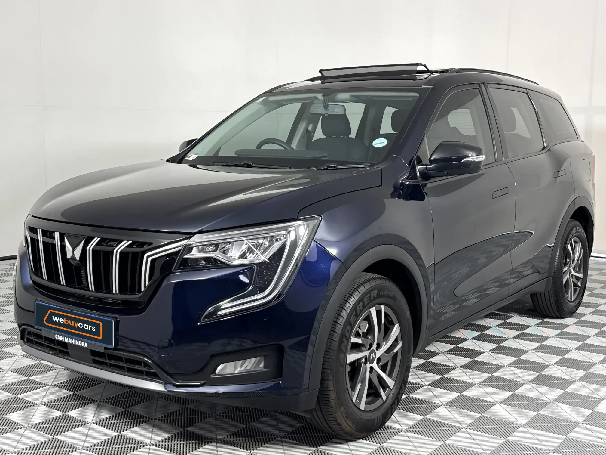2024 Mahindra XUV 700