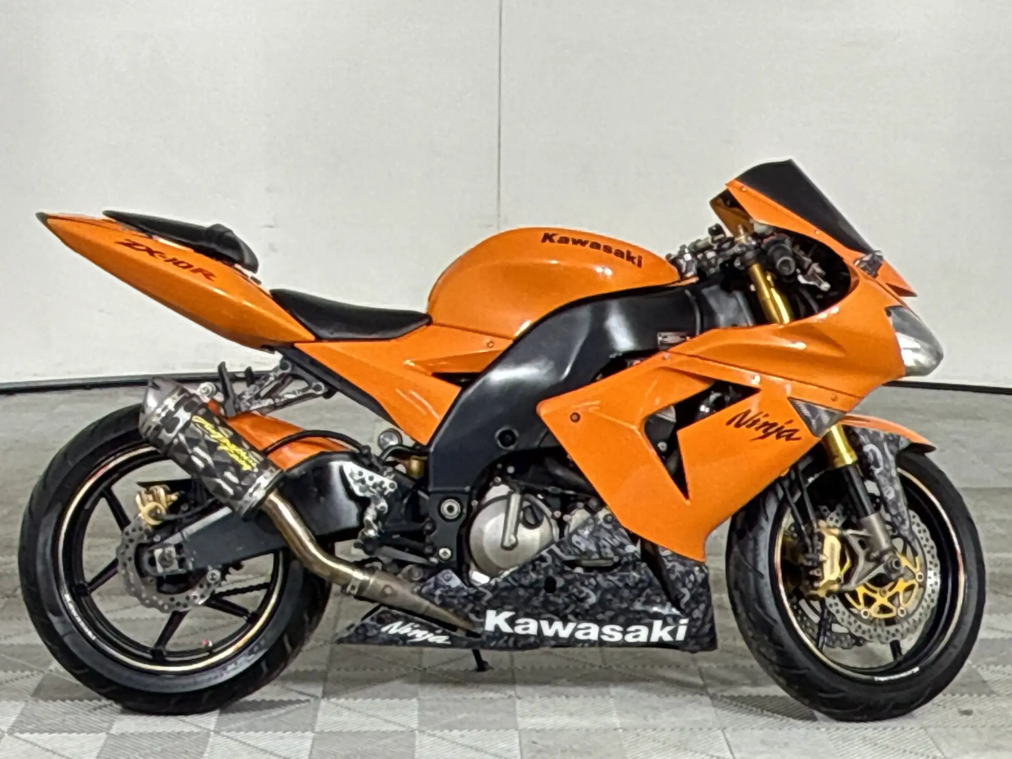 We Buy Cars | 2004 Kawasaki ZX — Stock Number 422C14753