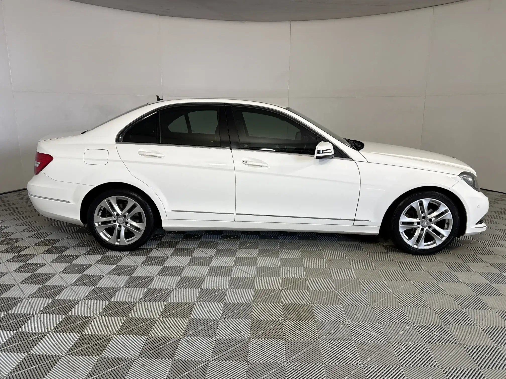 Mercedes-Benz C Class Sedan
