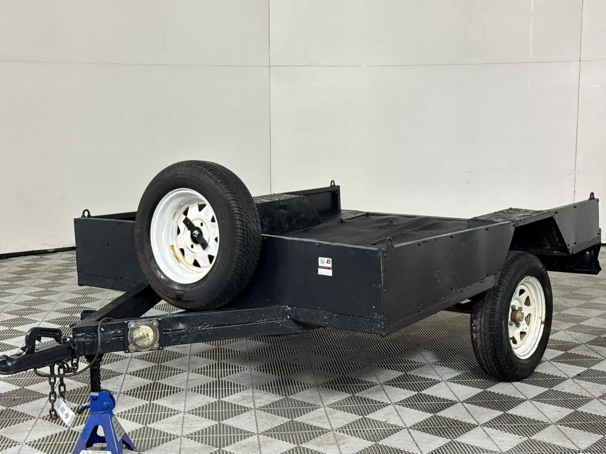 2006 Custom Flatbed