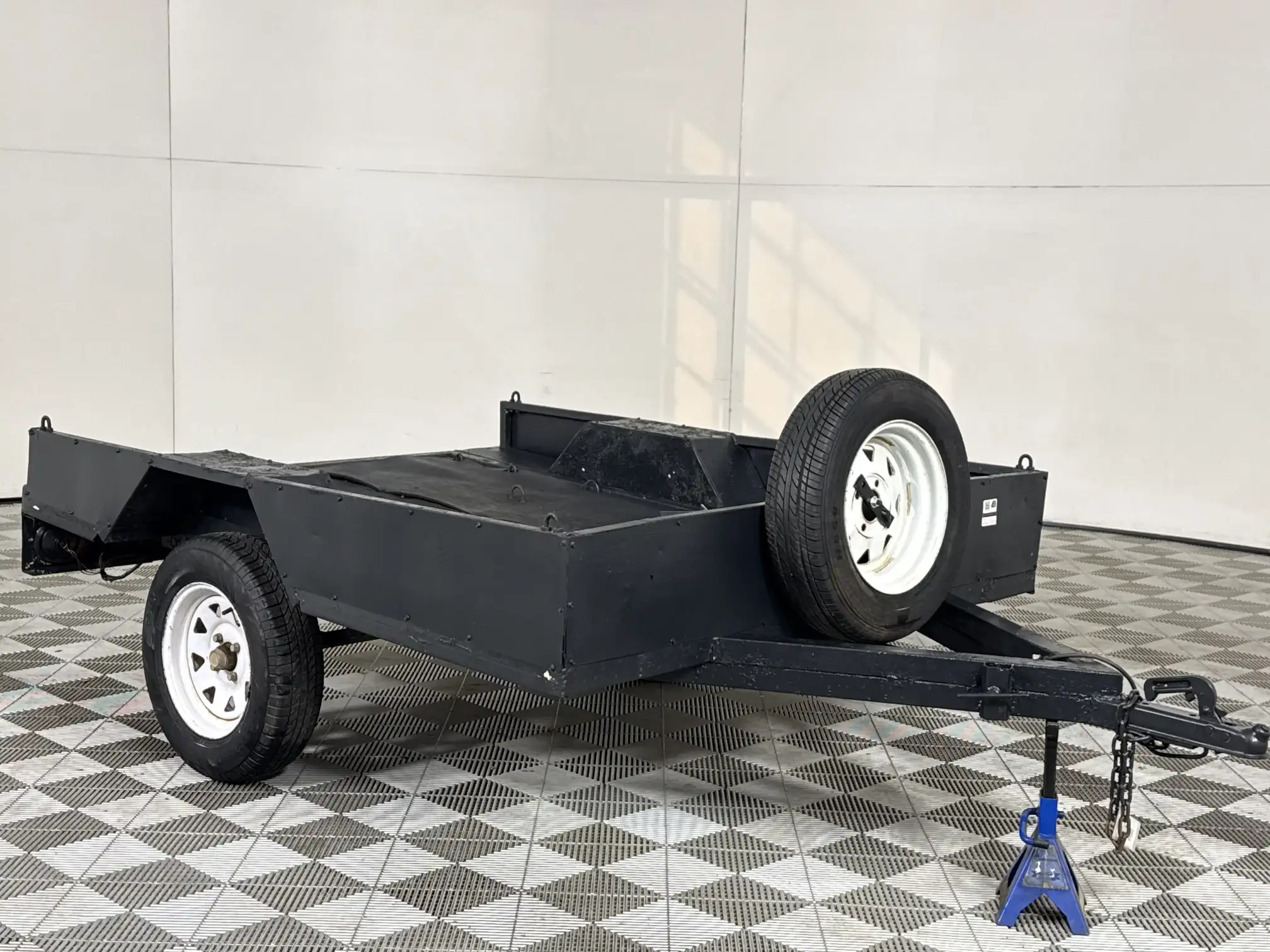 Custom Flatbed