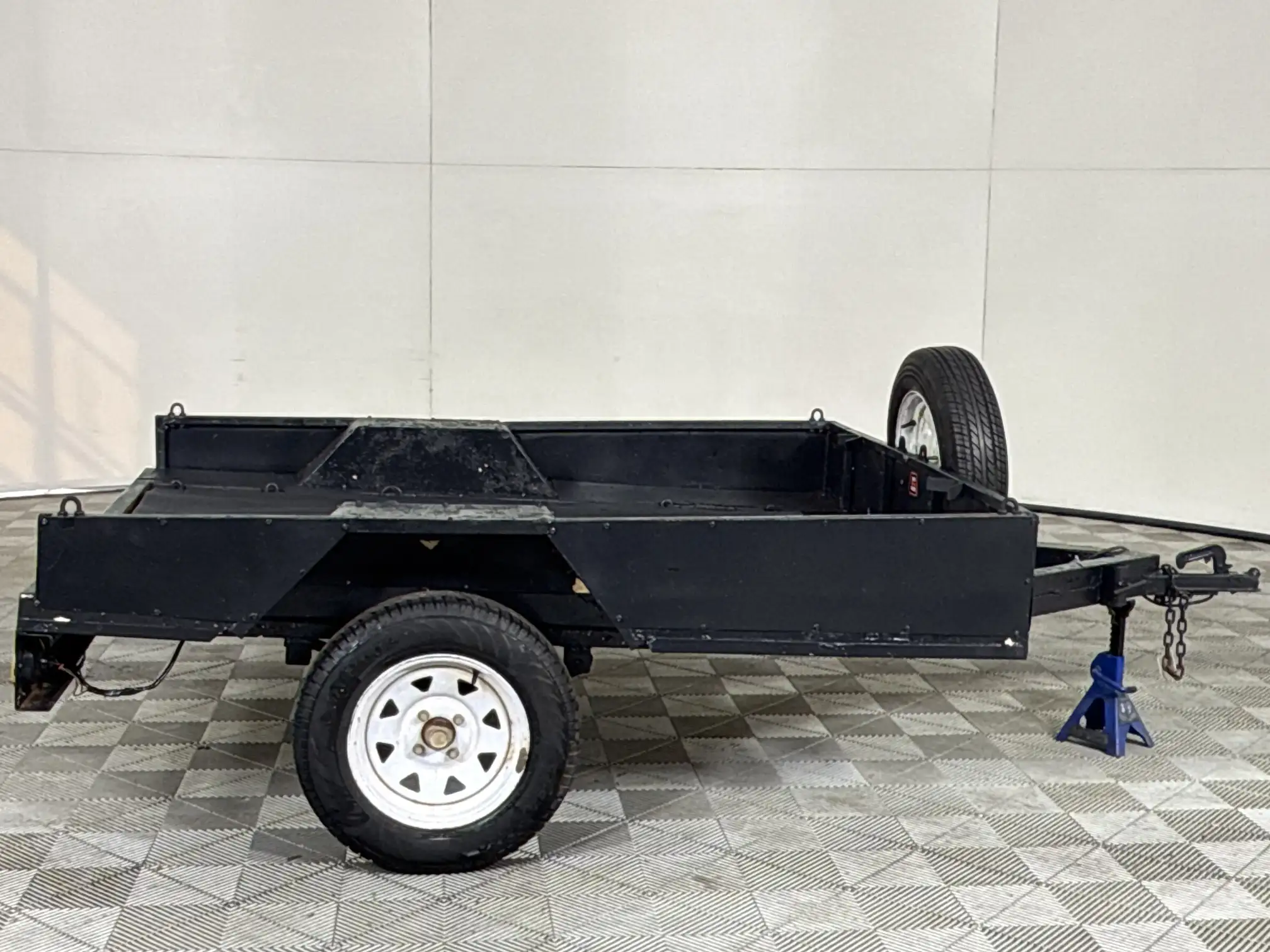 Custom Flatbed