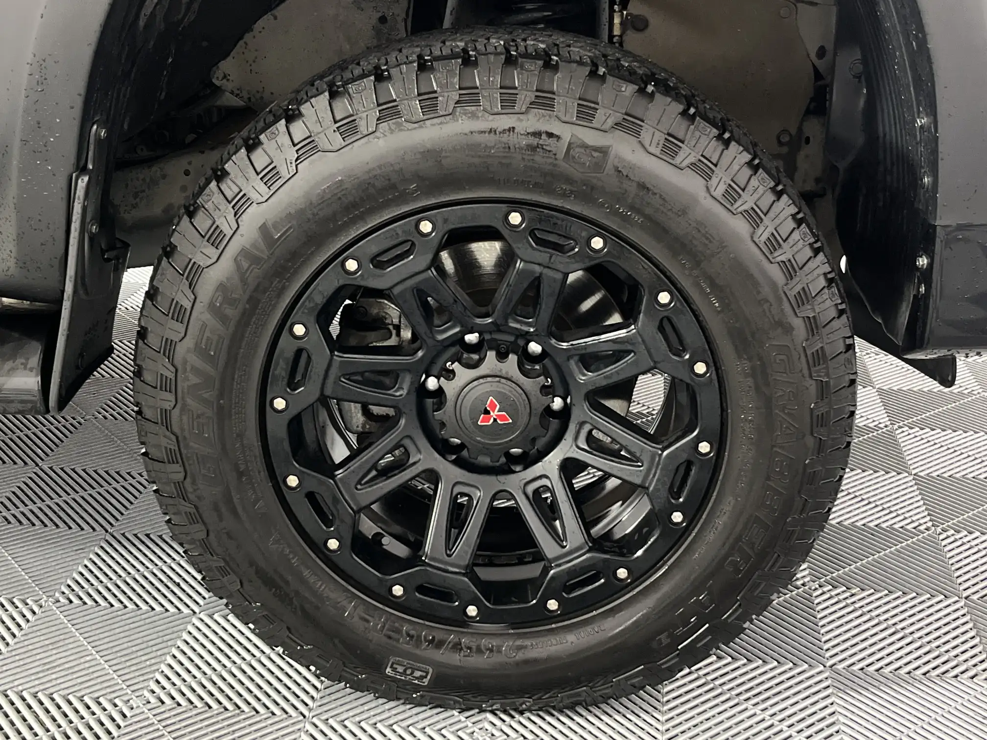 Mitsubishi Triton