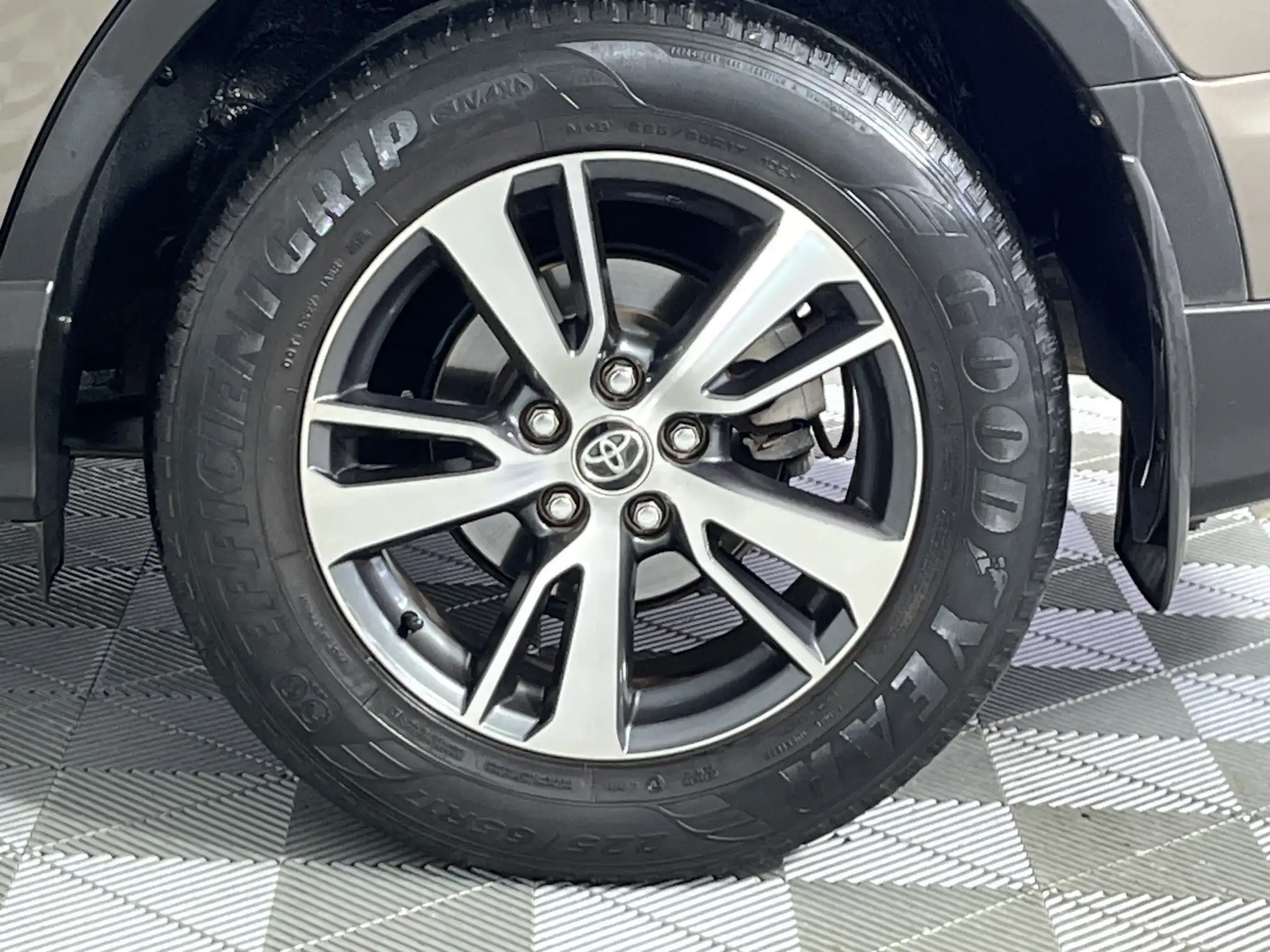 Toyota RAV 4