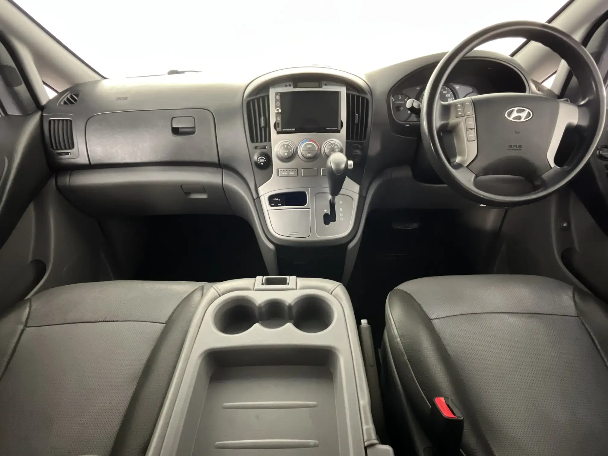 Hyundai H-1
