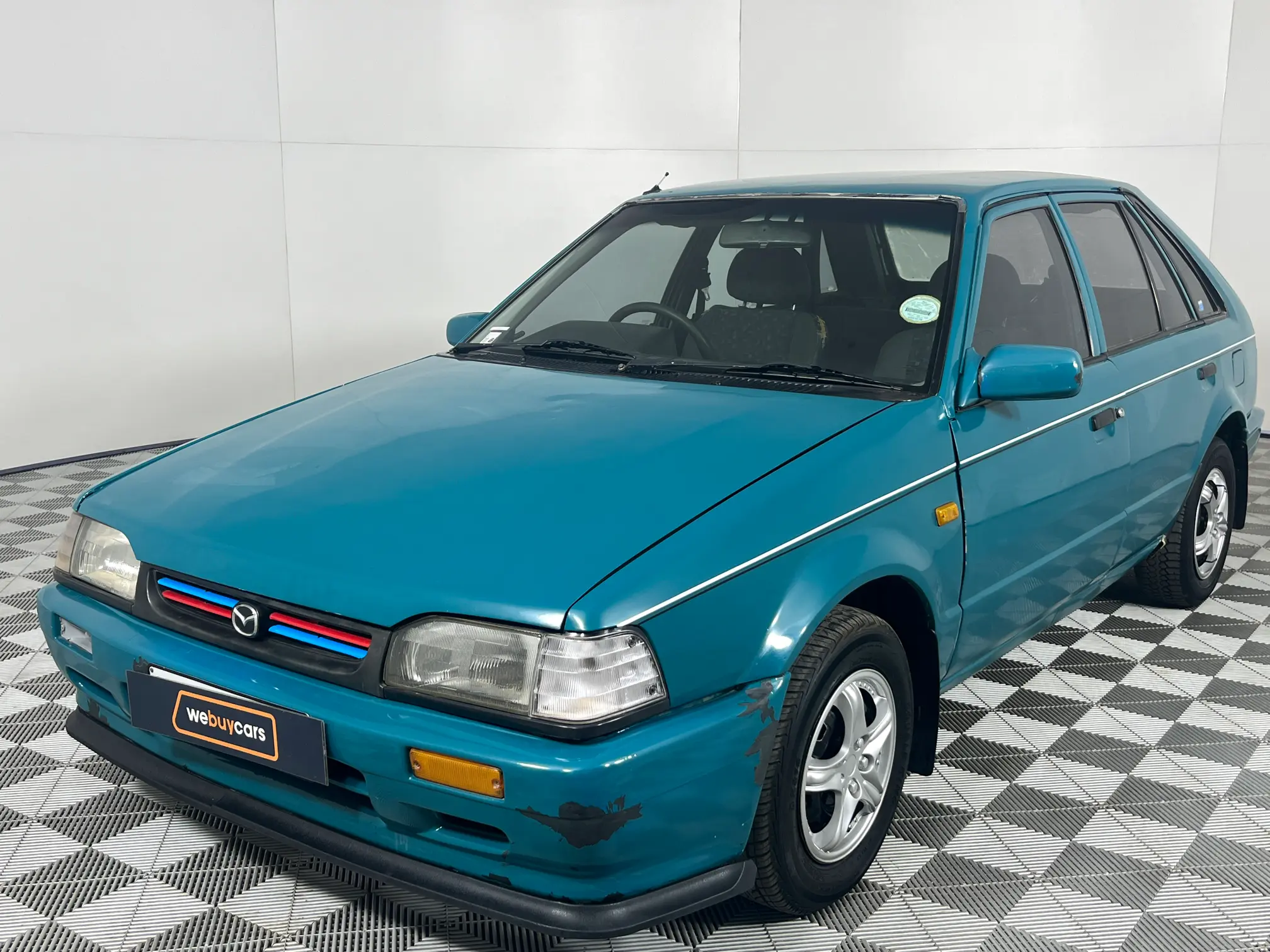 1995 Mazda 323 130 S Midge Hatchback
