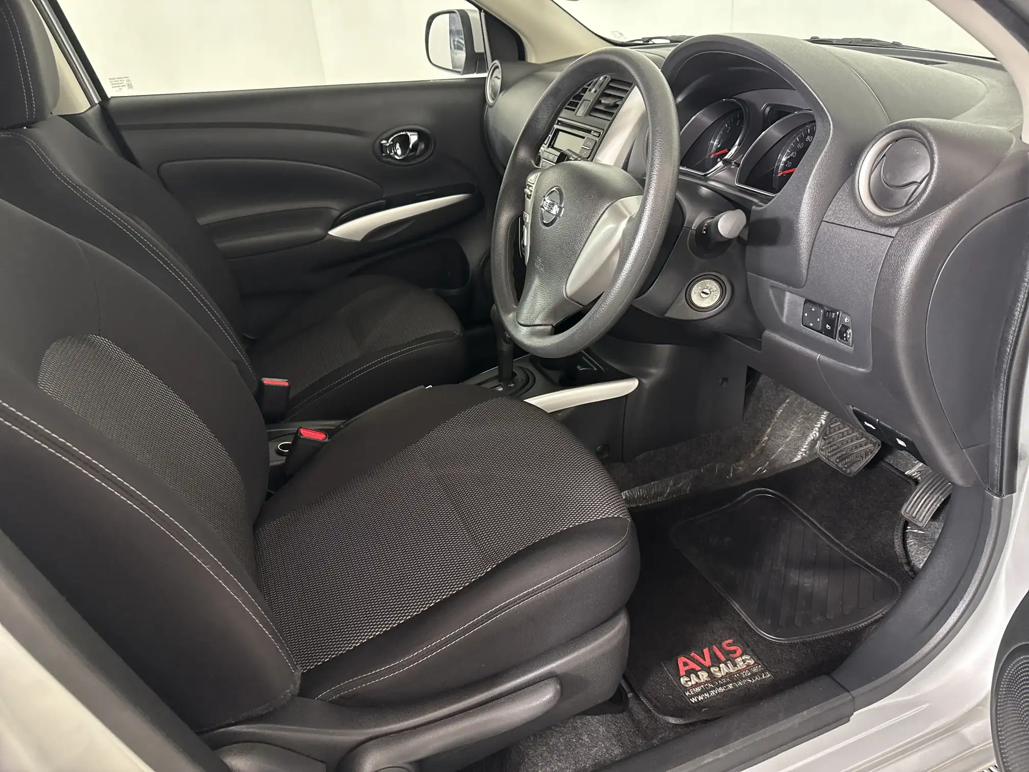 Nissan Almera