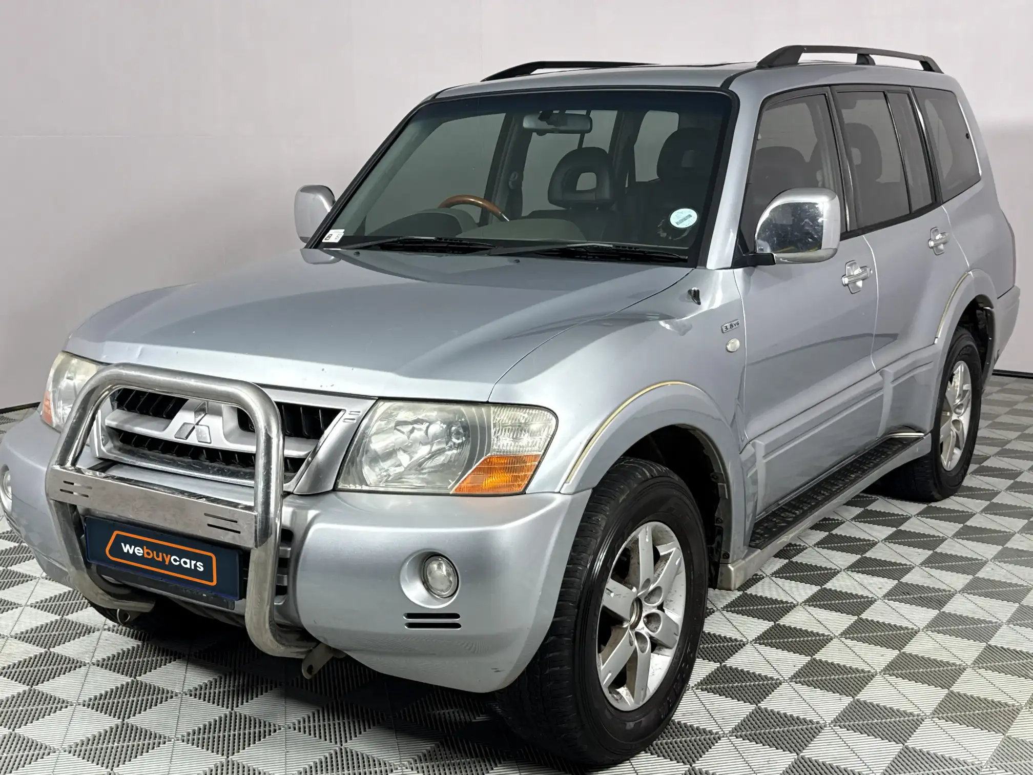 2005 Mitsubishi Pajero