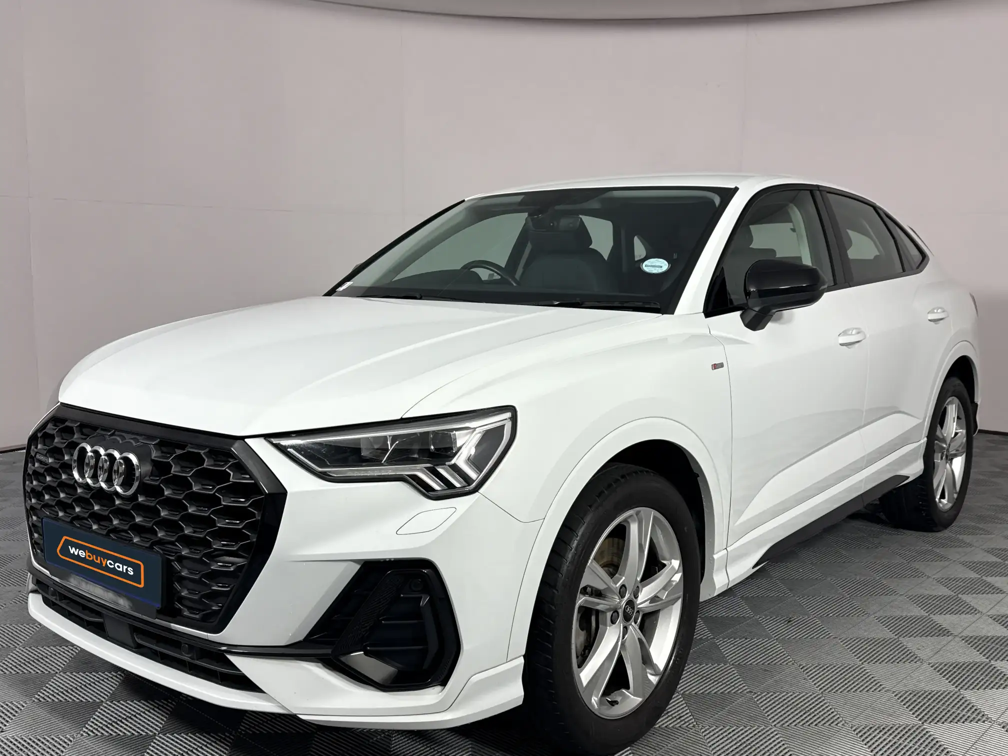 2022 Audi Q3