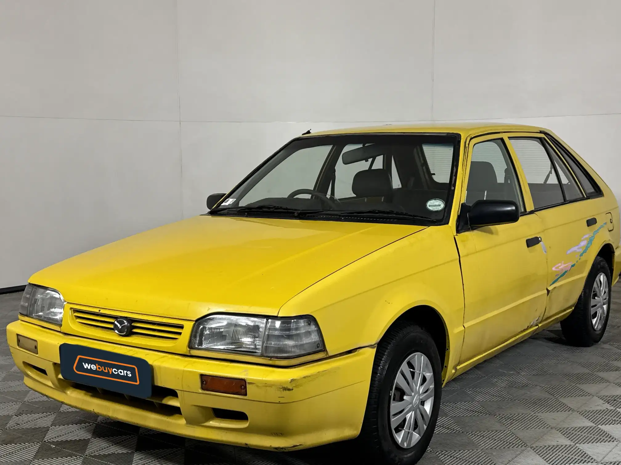 1998 Mazda 323