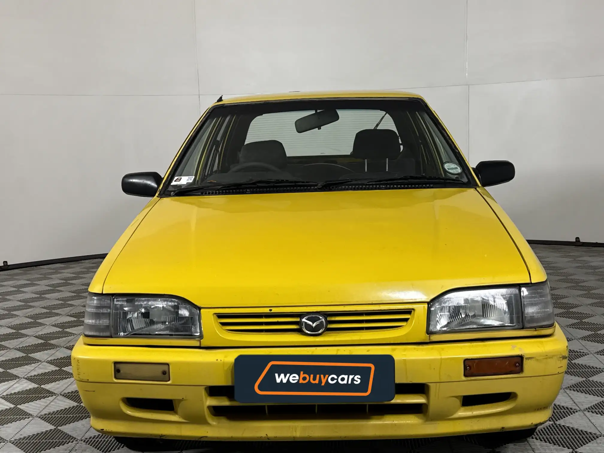 Mazda 323