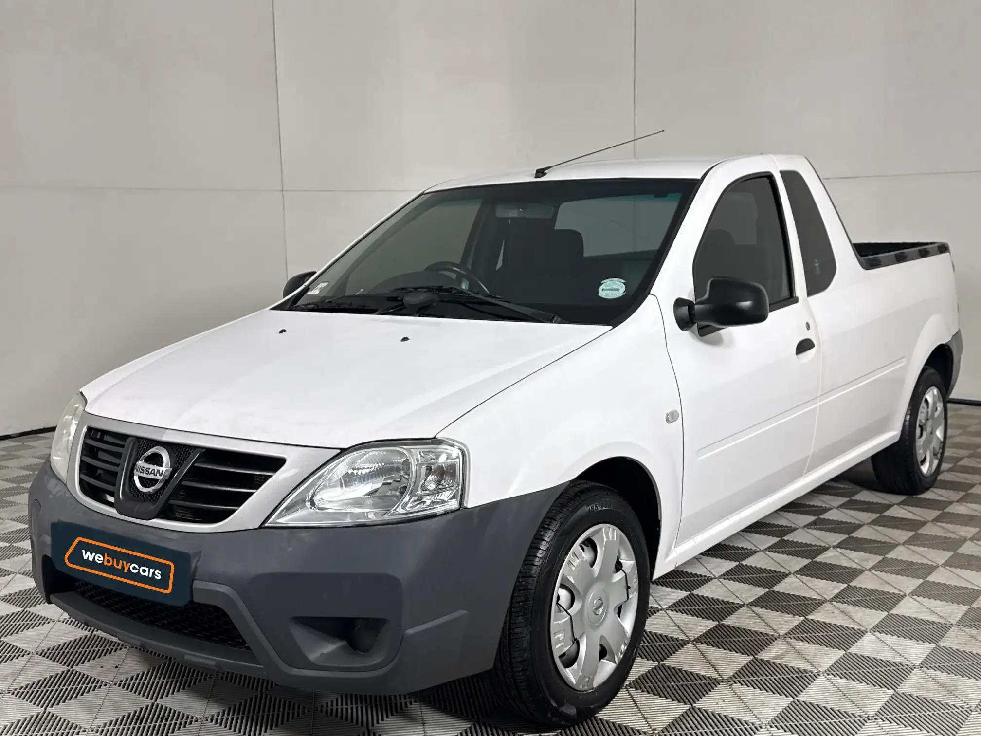 2019 Nissan NP200