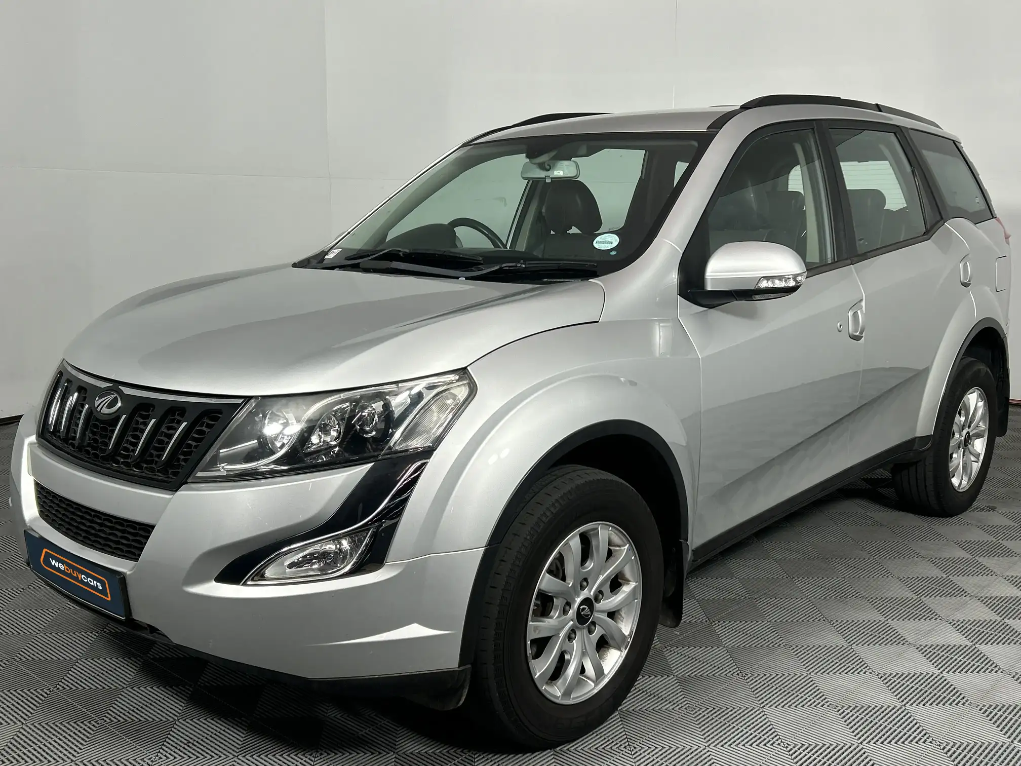 2018 Mahindra XUV