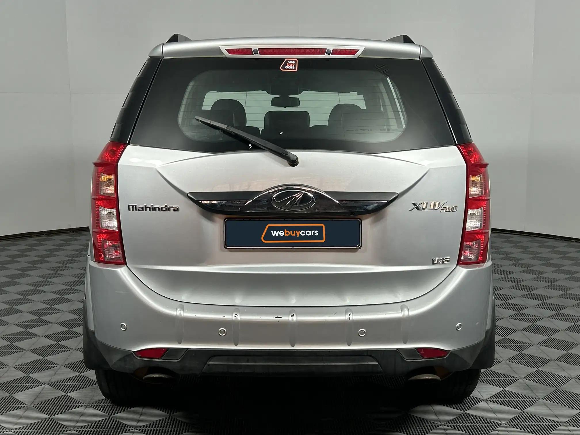 Mahindra XUV