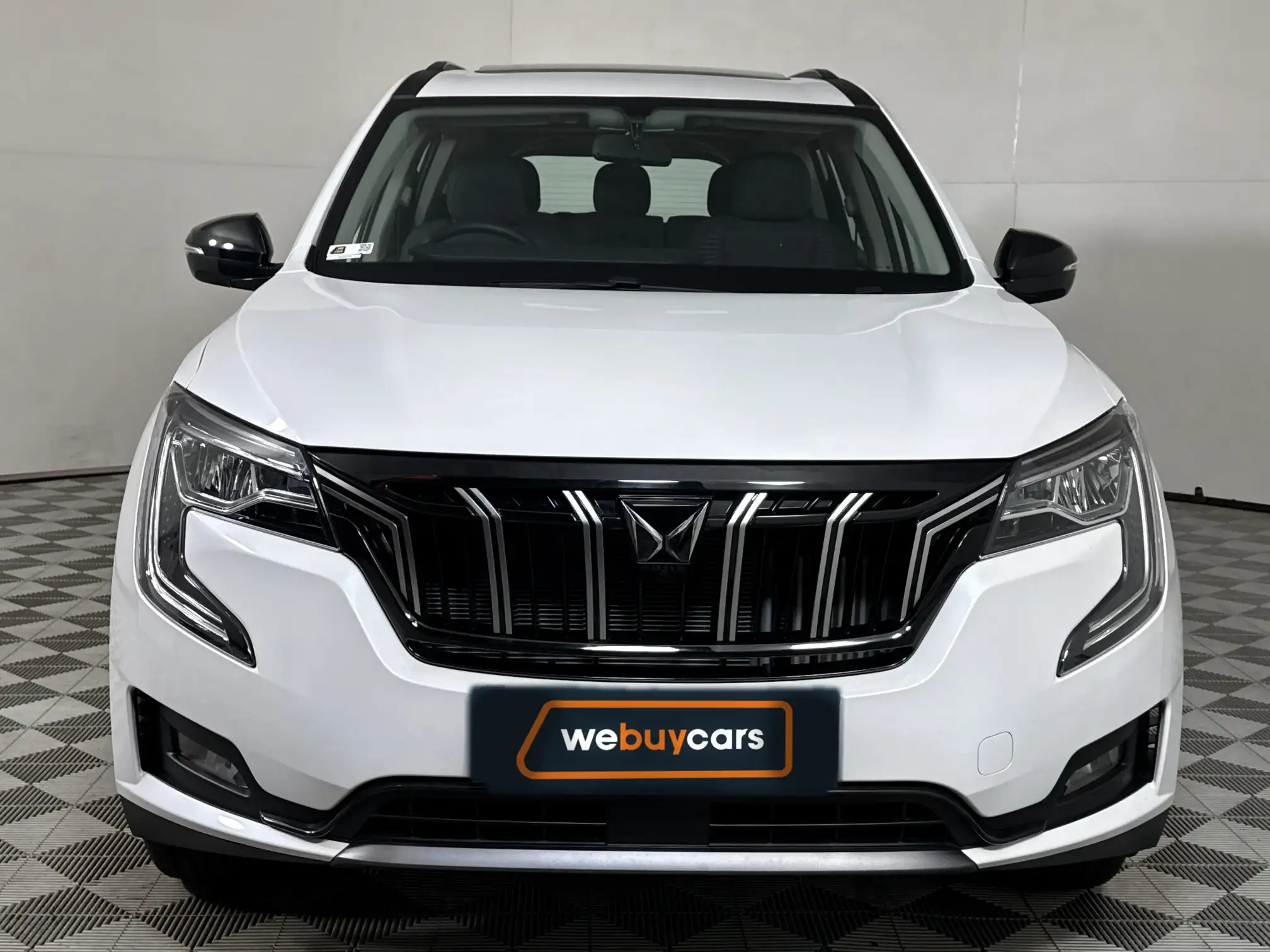 Mahindra XUV 700
