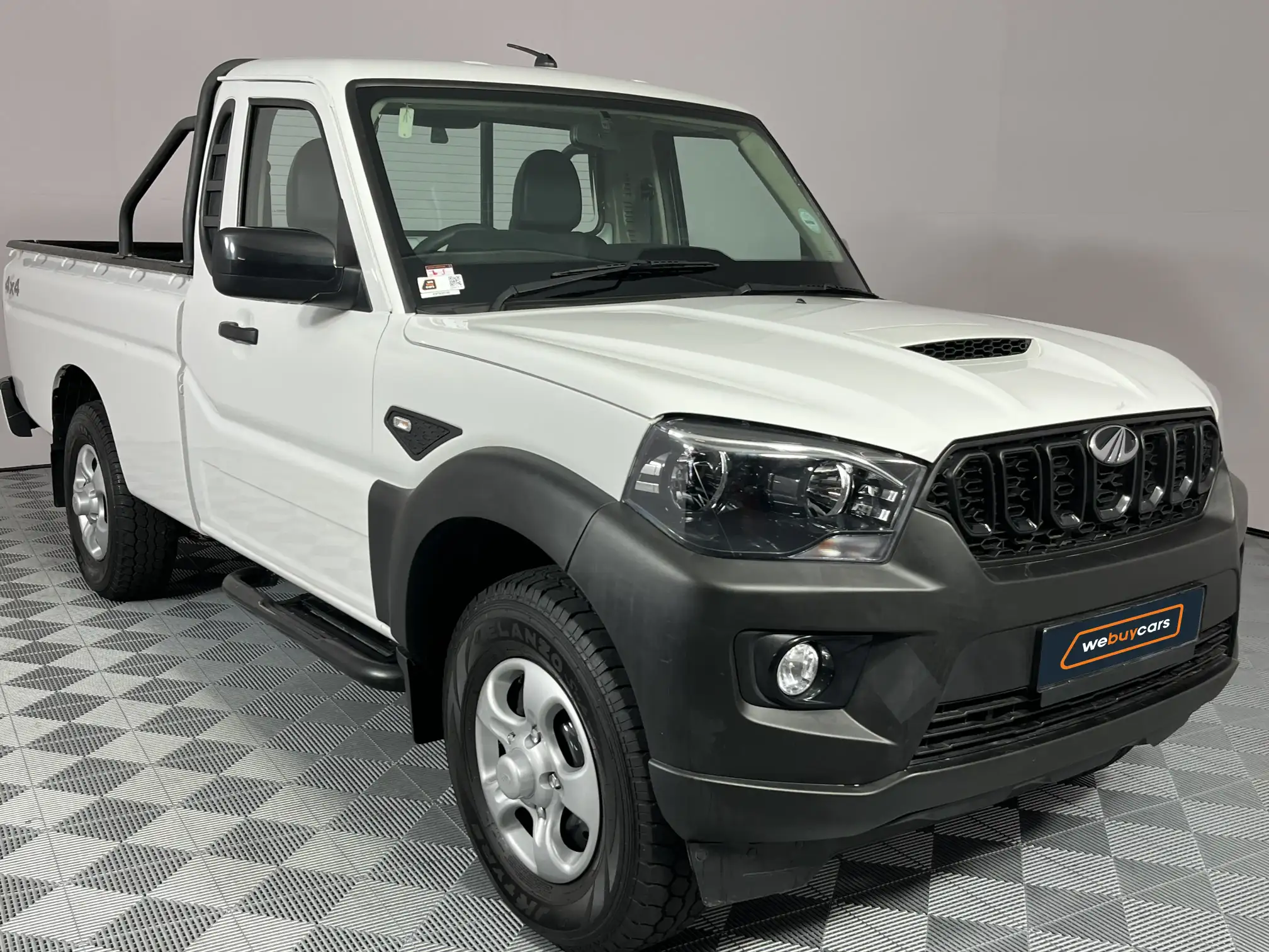 Mahindra PIK UP