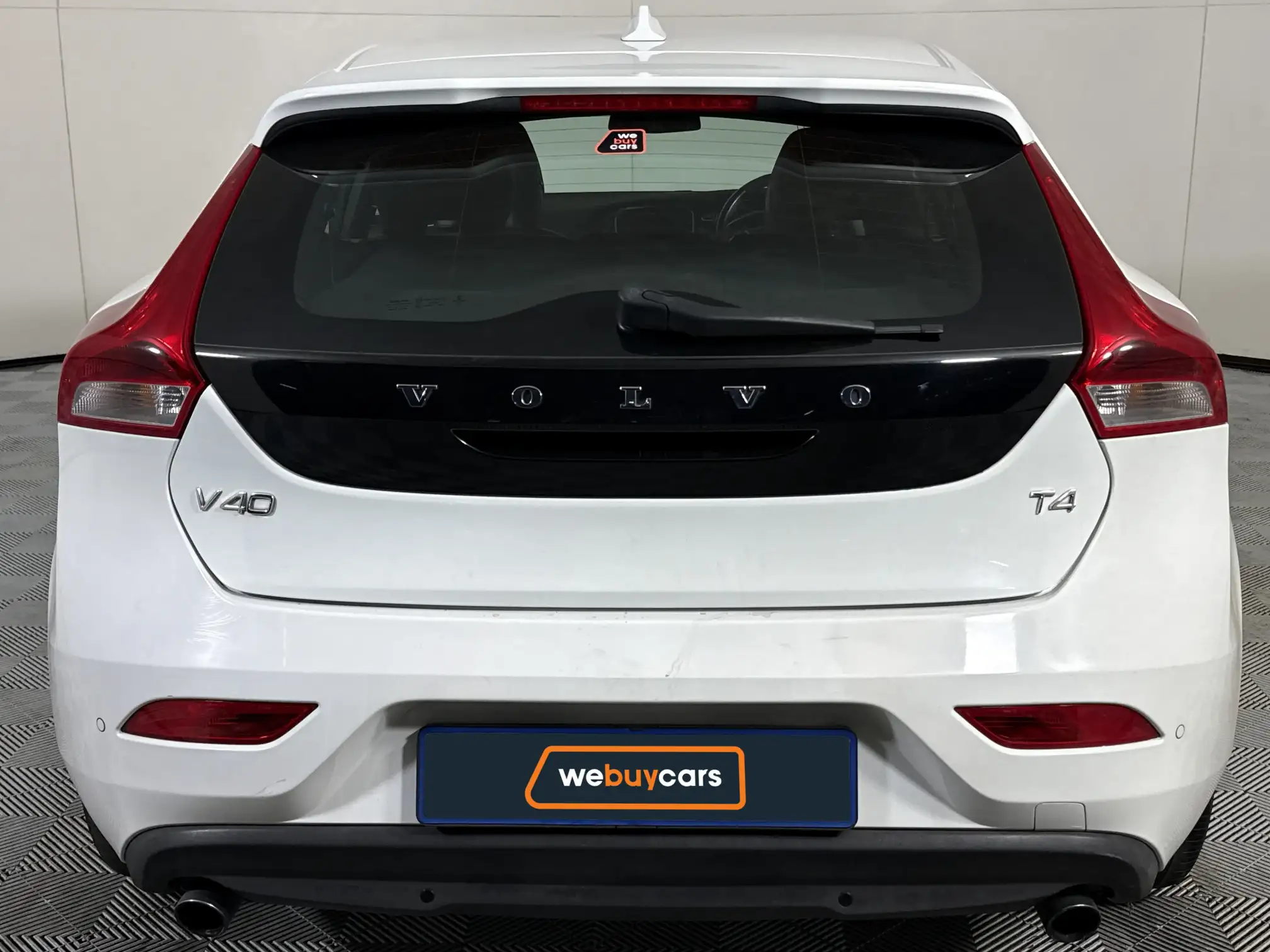 Volvo V40