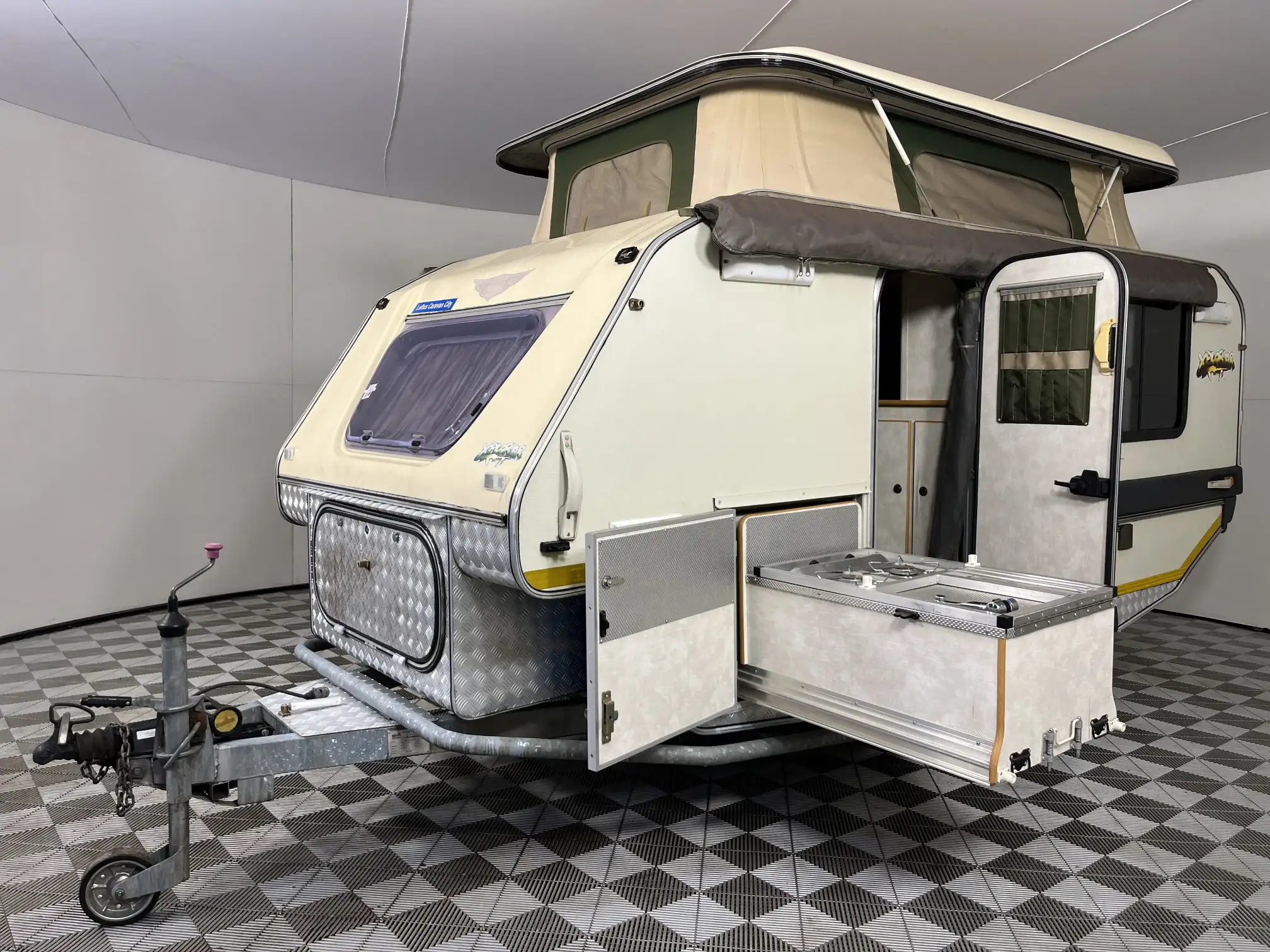 2005 Jurgens Explorer