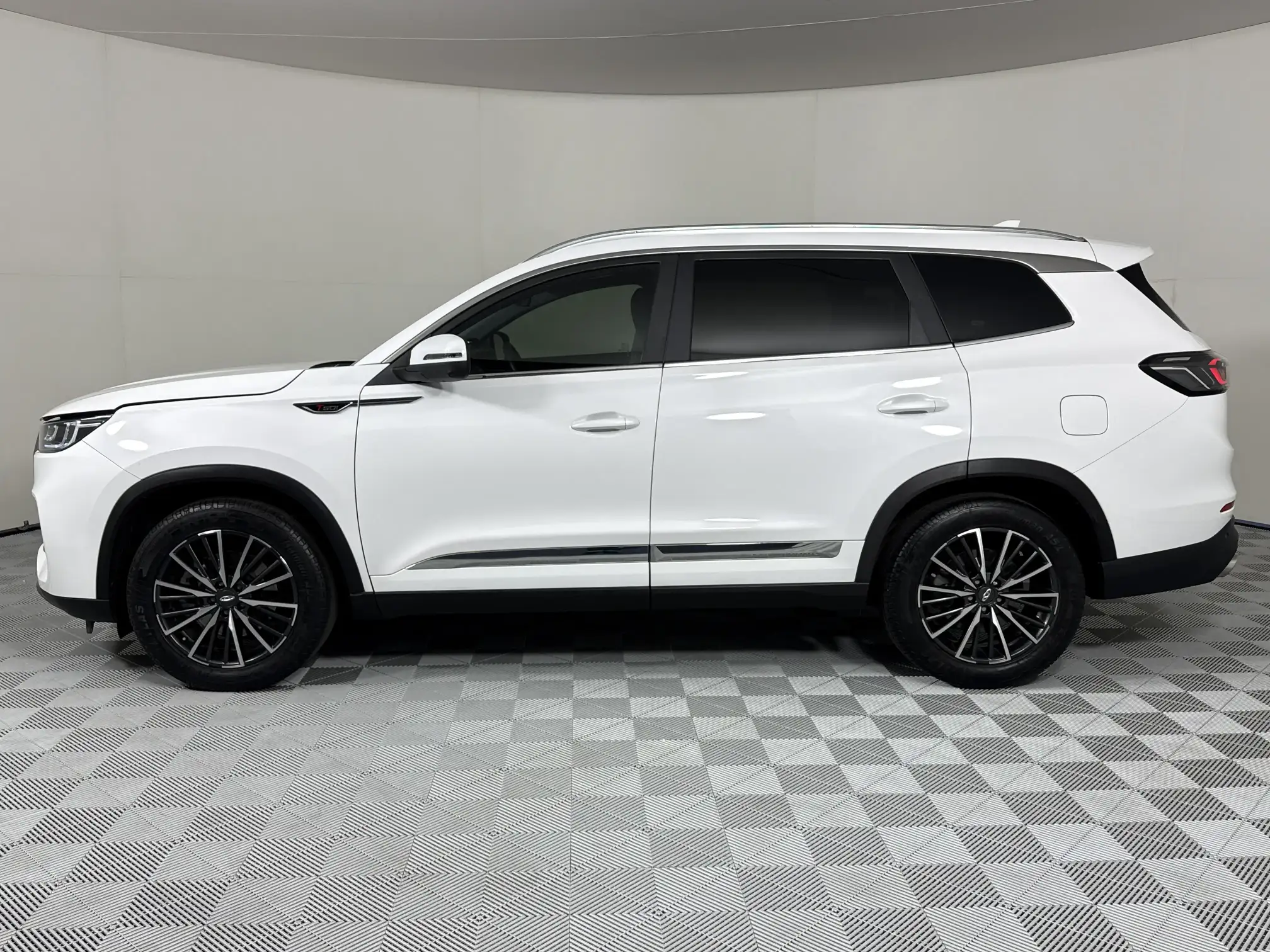 Chery Tiggo 8 PRO
