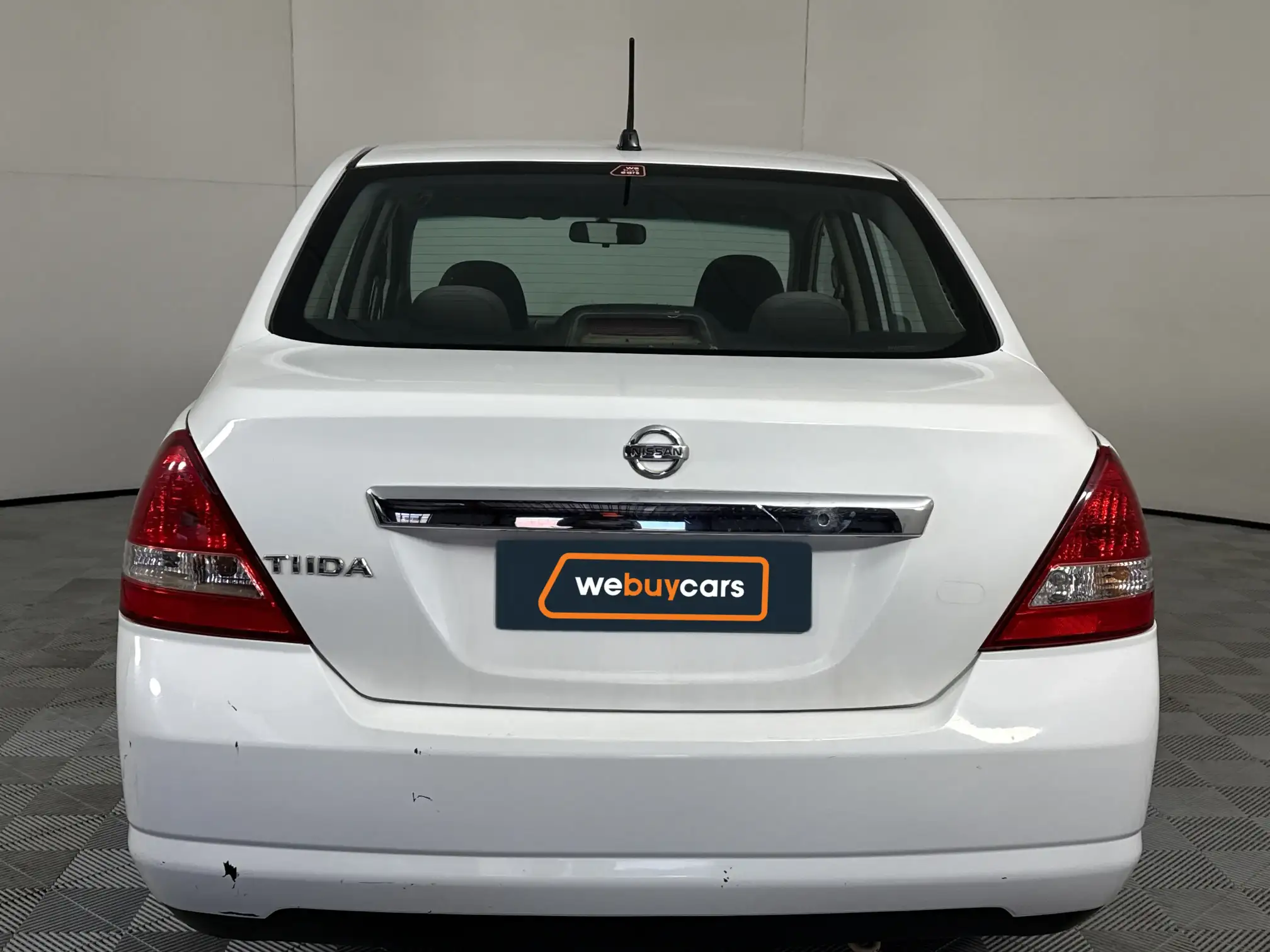 Nissan Tiida