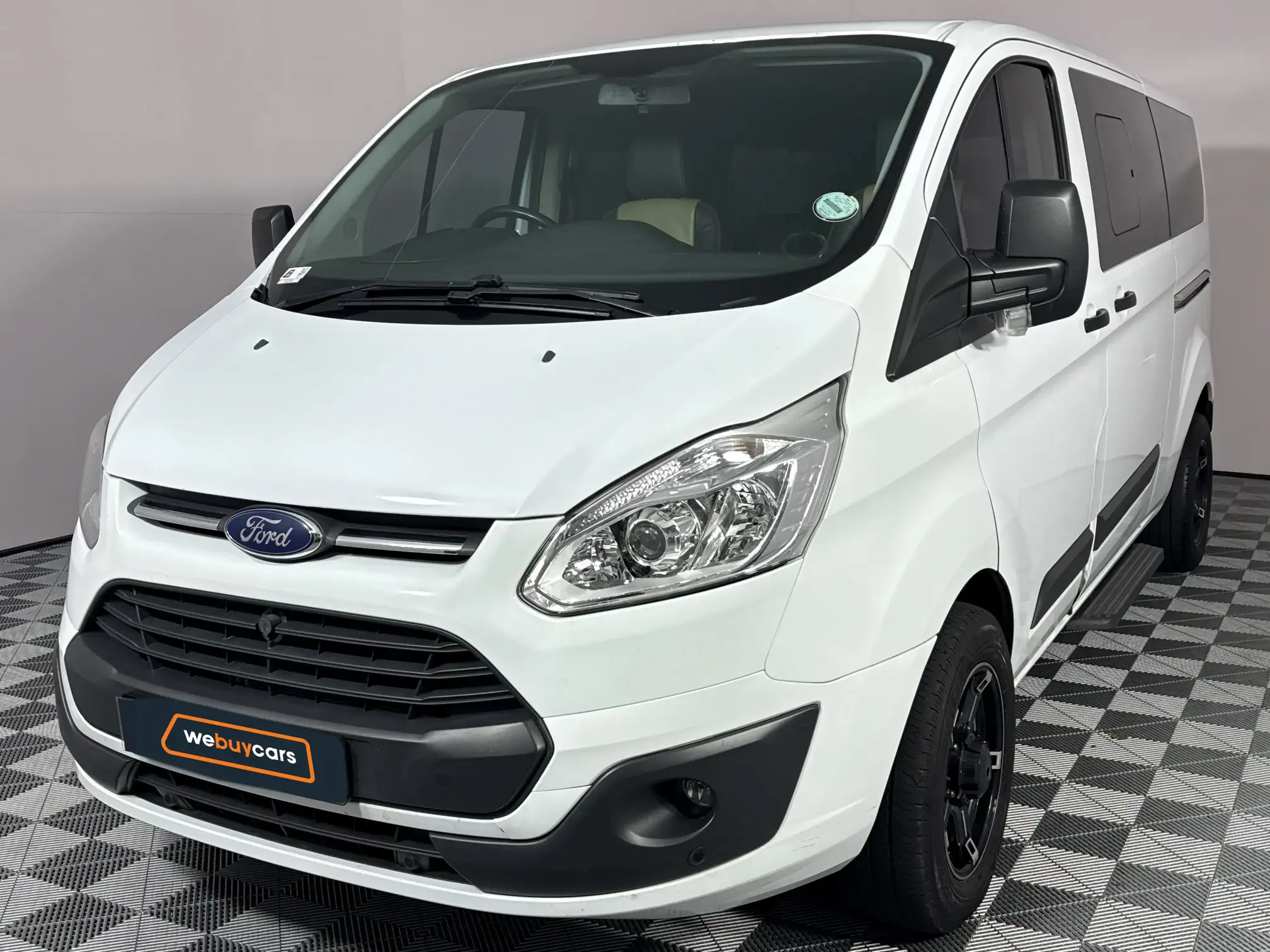 2018 Ford Tourneo
