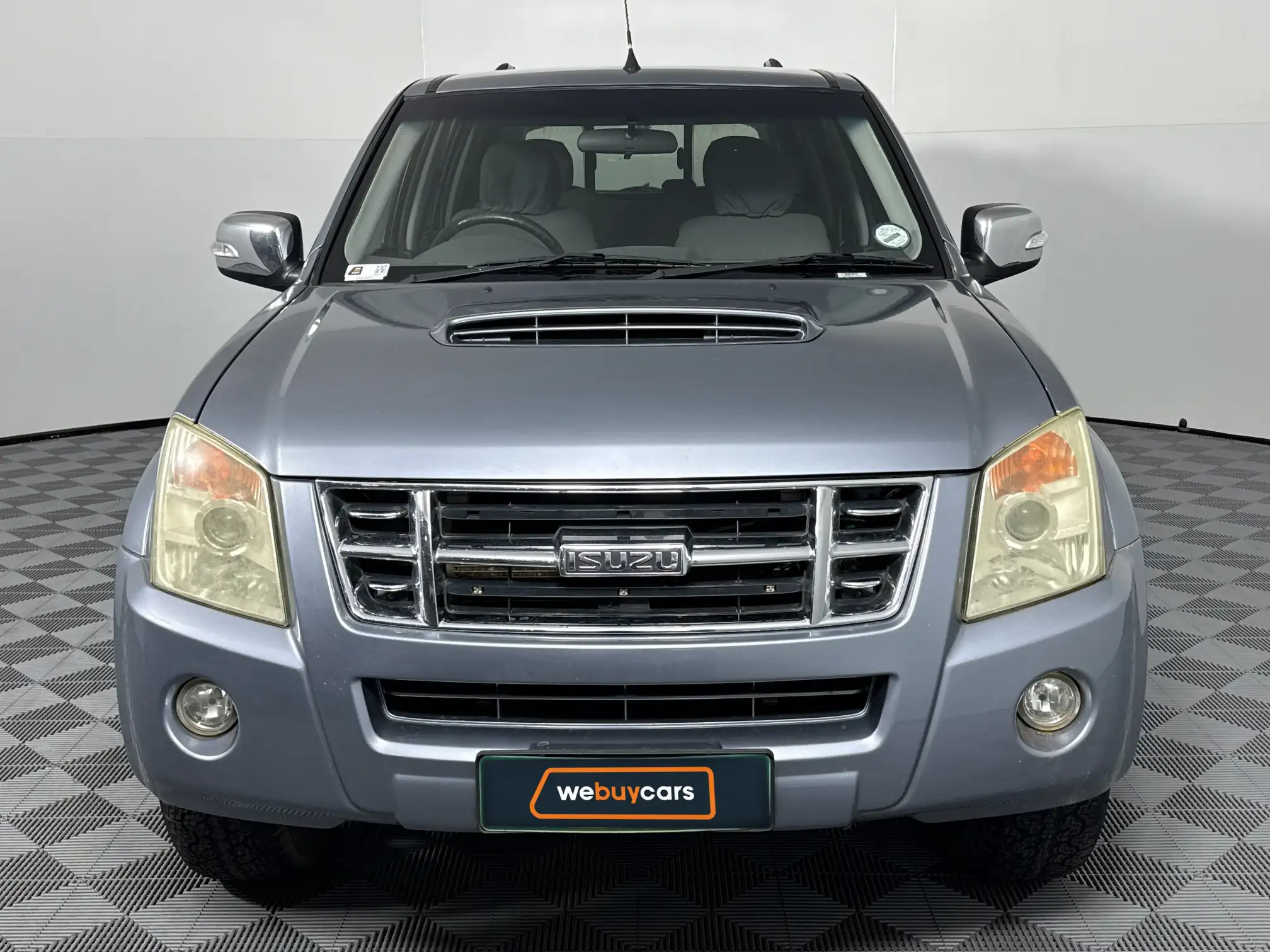 Isuzu KB