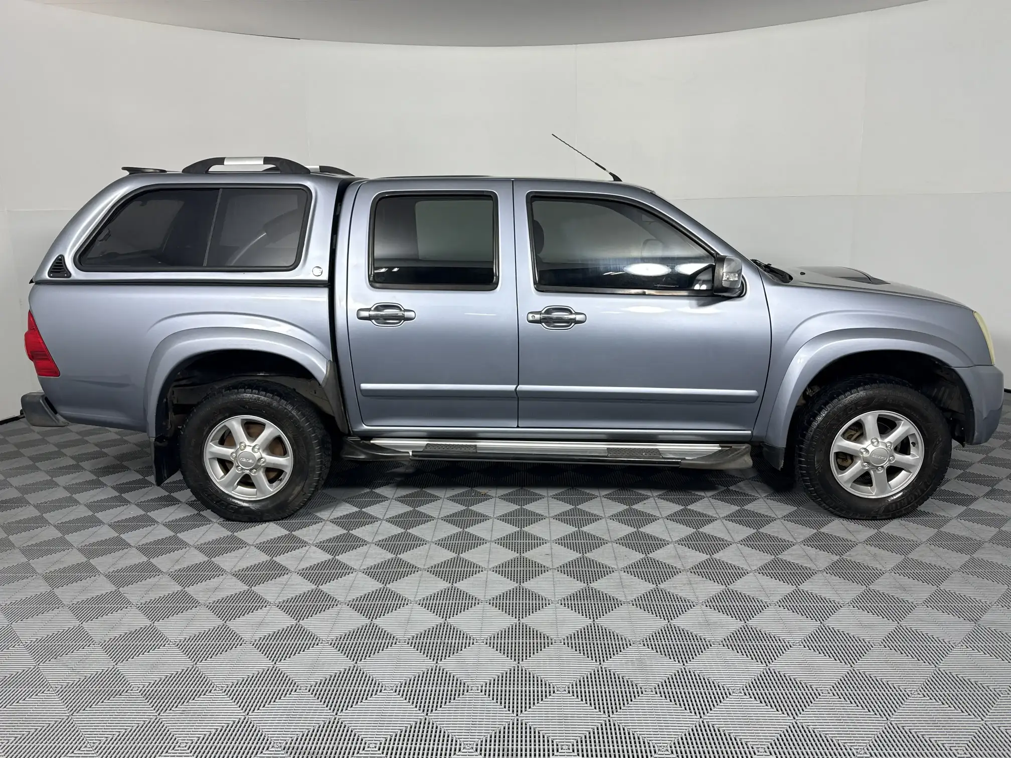 Isuzu KB