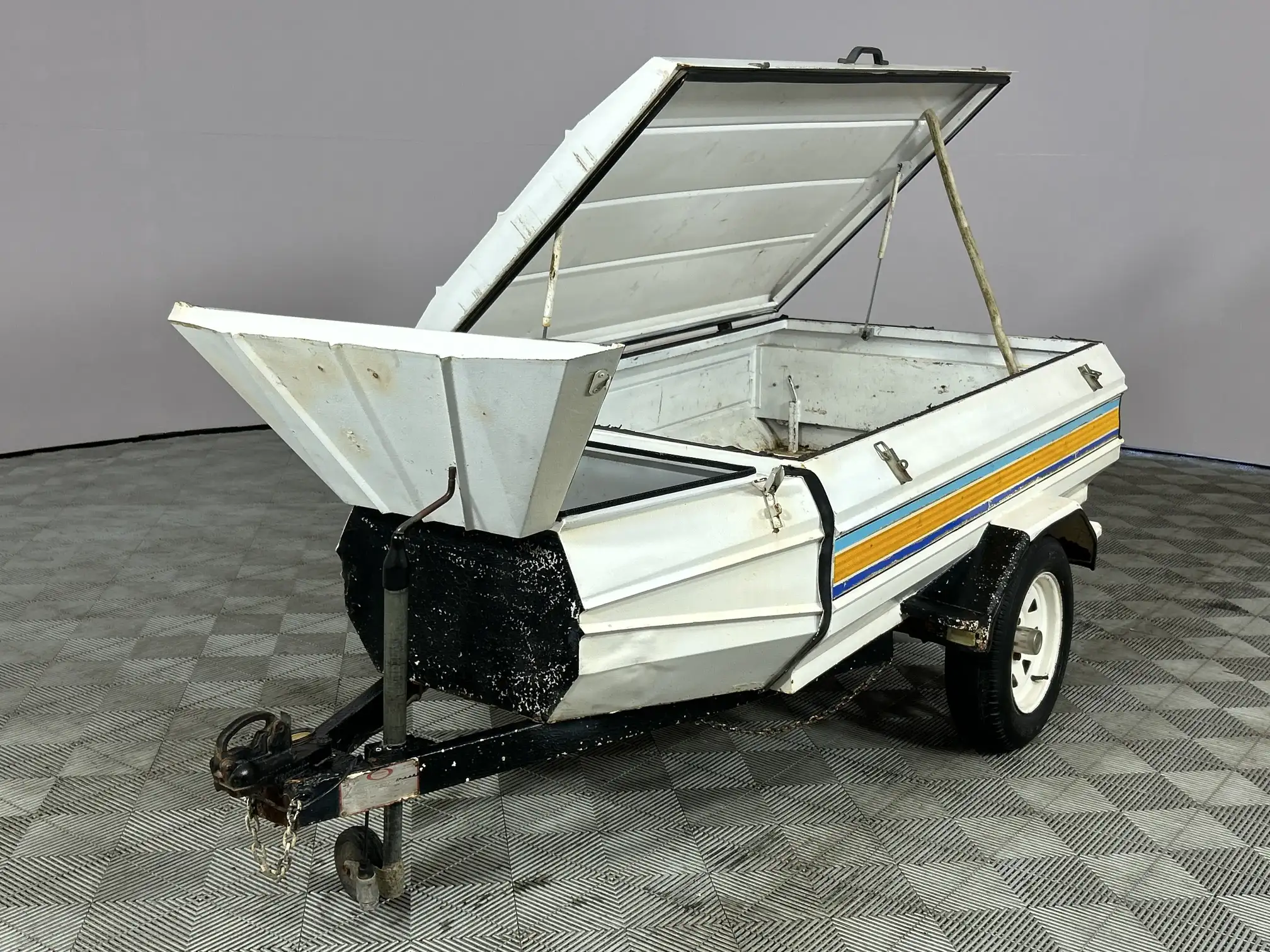 2006 Torsion Luggage