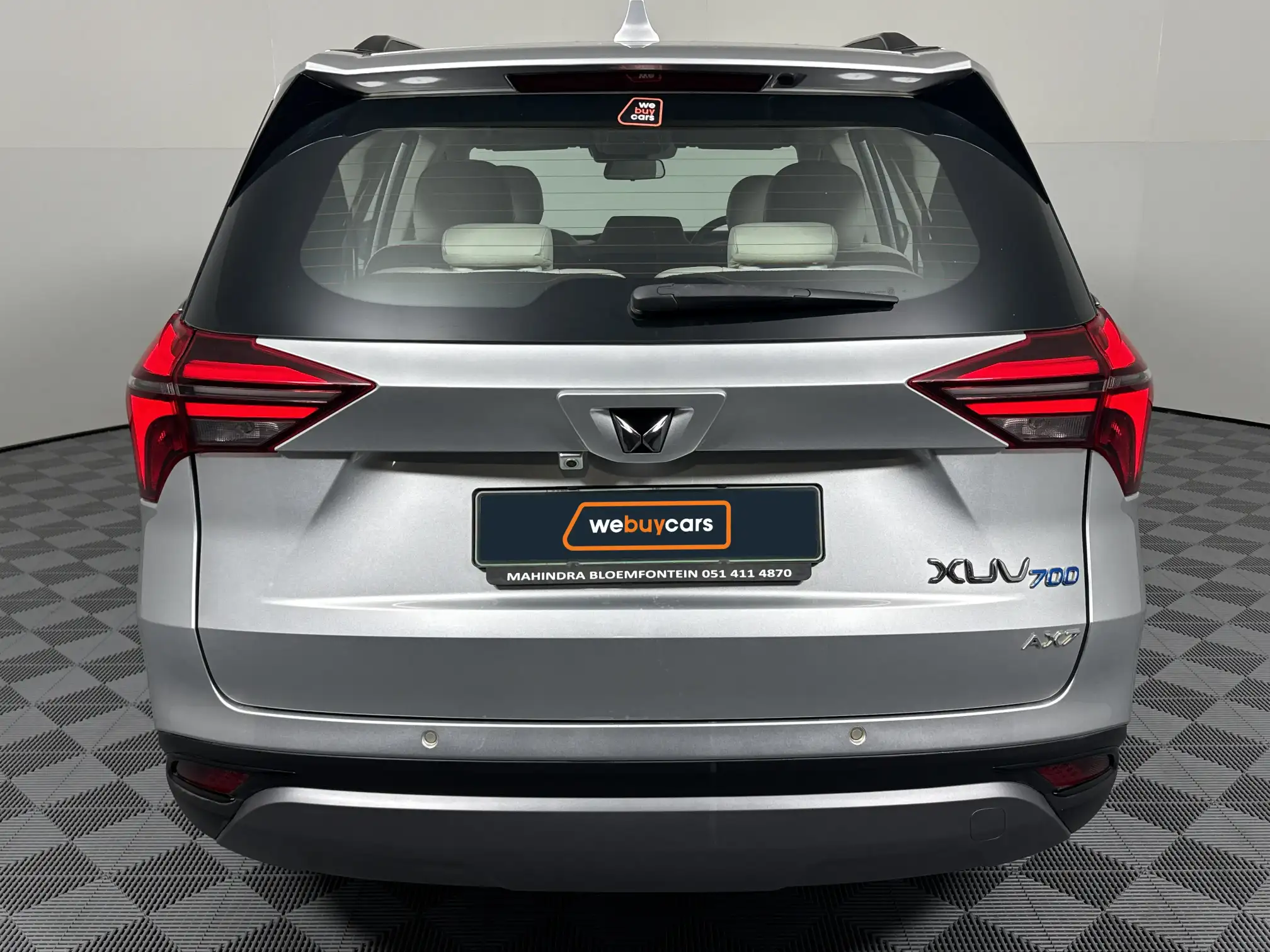 Mahindra XUV 700