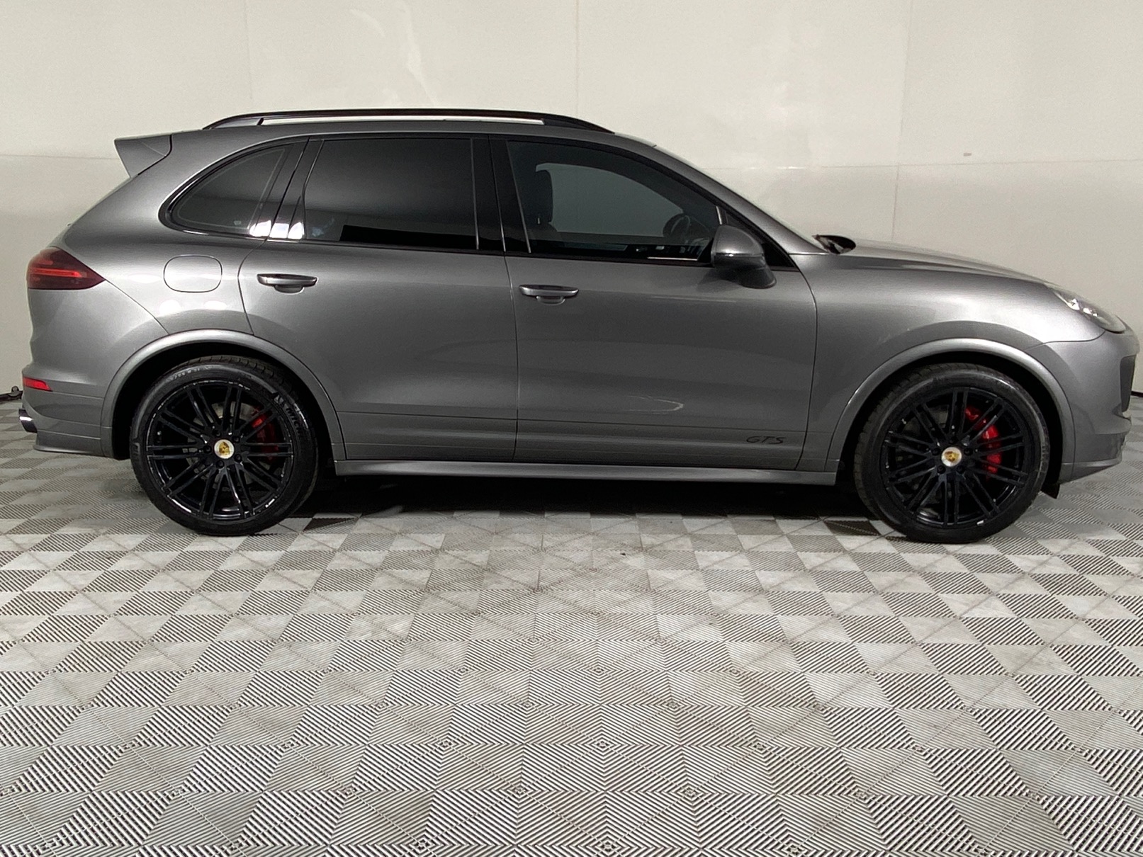 Used 2016 Porsche Cayenne Gts Tip E2 Ii For Sale Webuycars