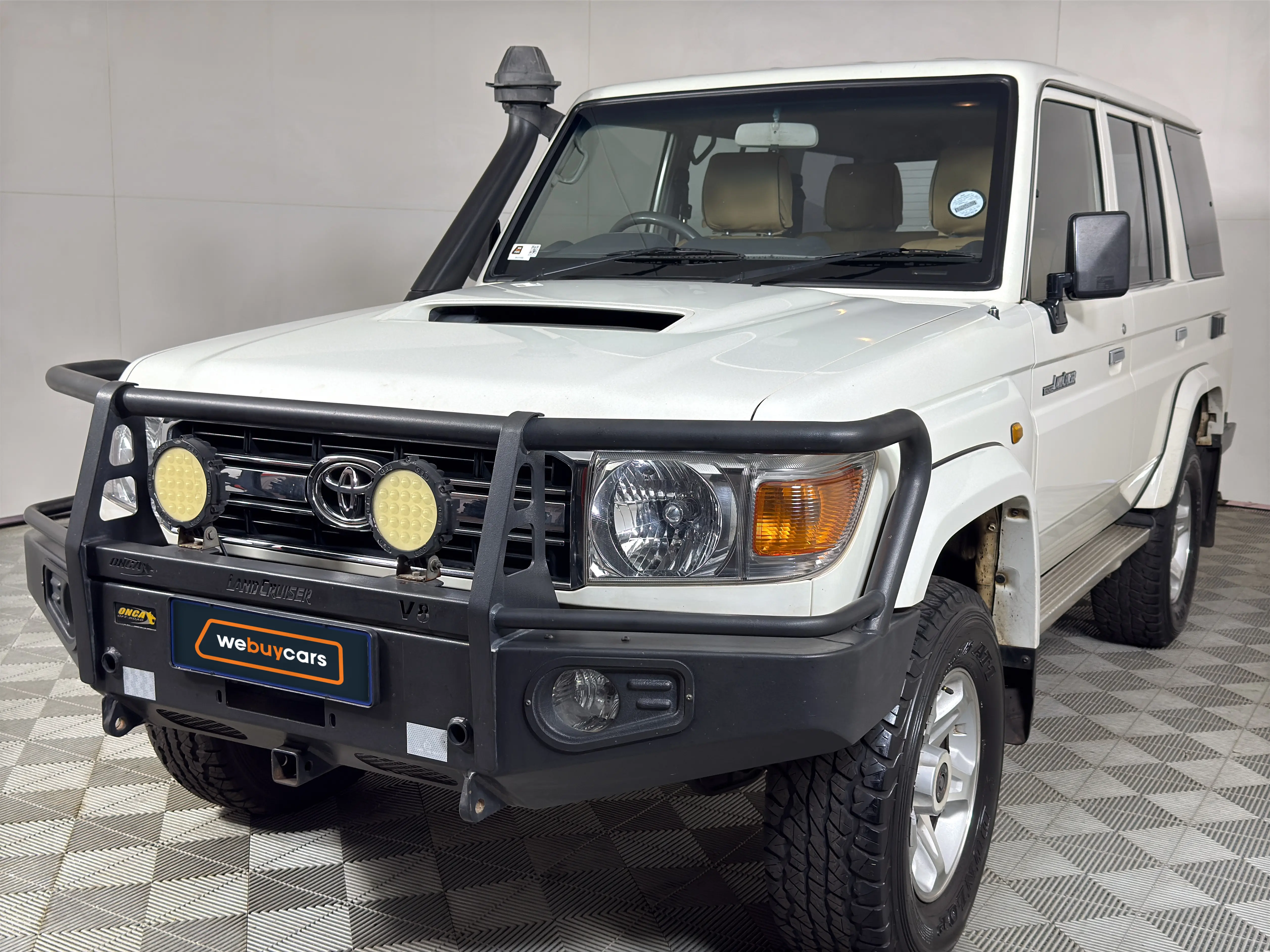 2015 Toyota Land Cruiser 70 Series 76 4.5d V8 Station Wagon