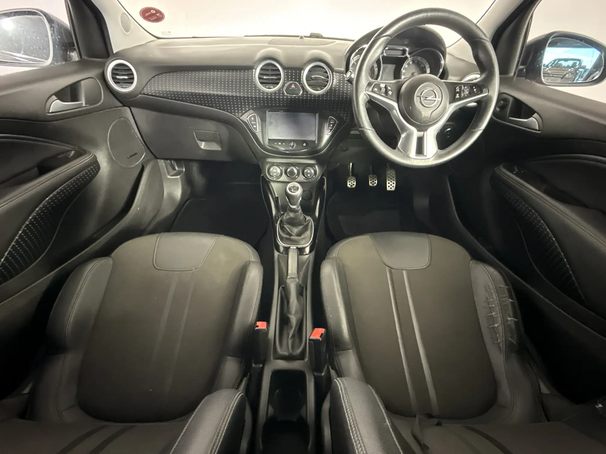 Opel Adam