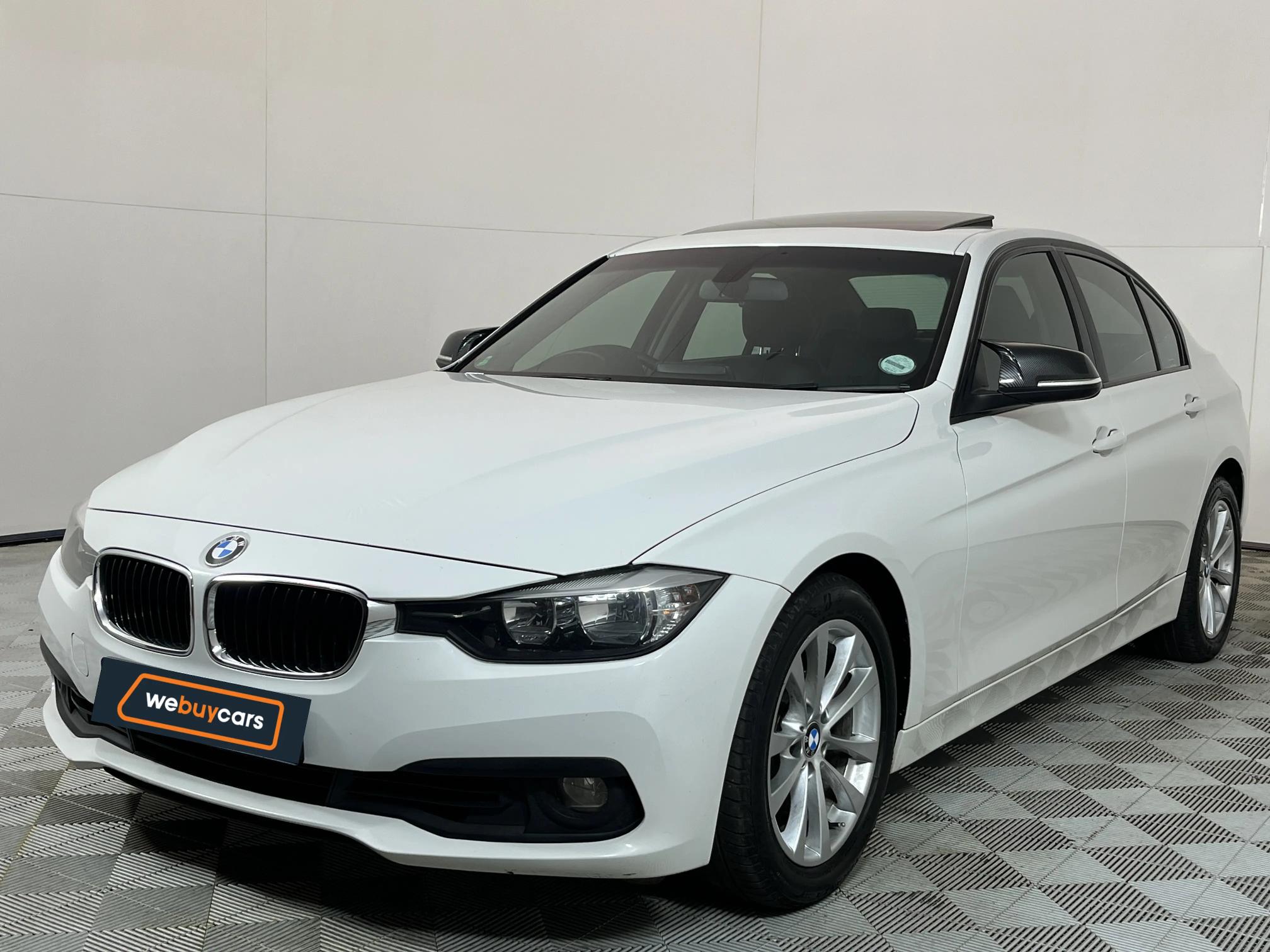 BMW 320i (F30) Auto