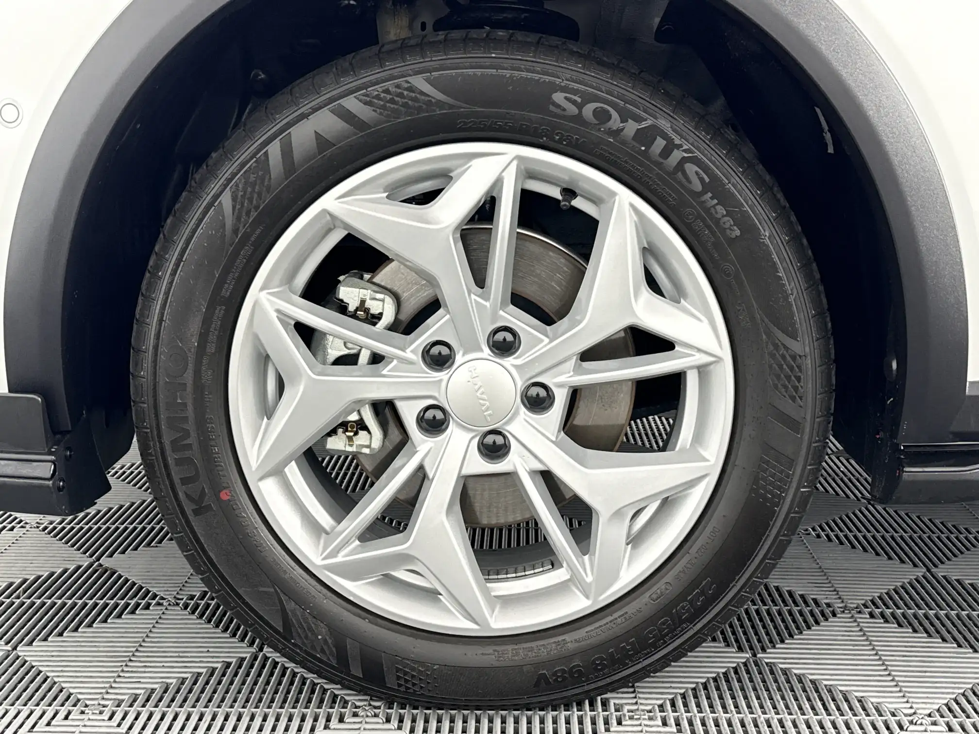 Haval Jolion