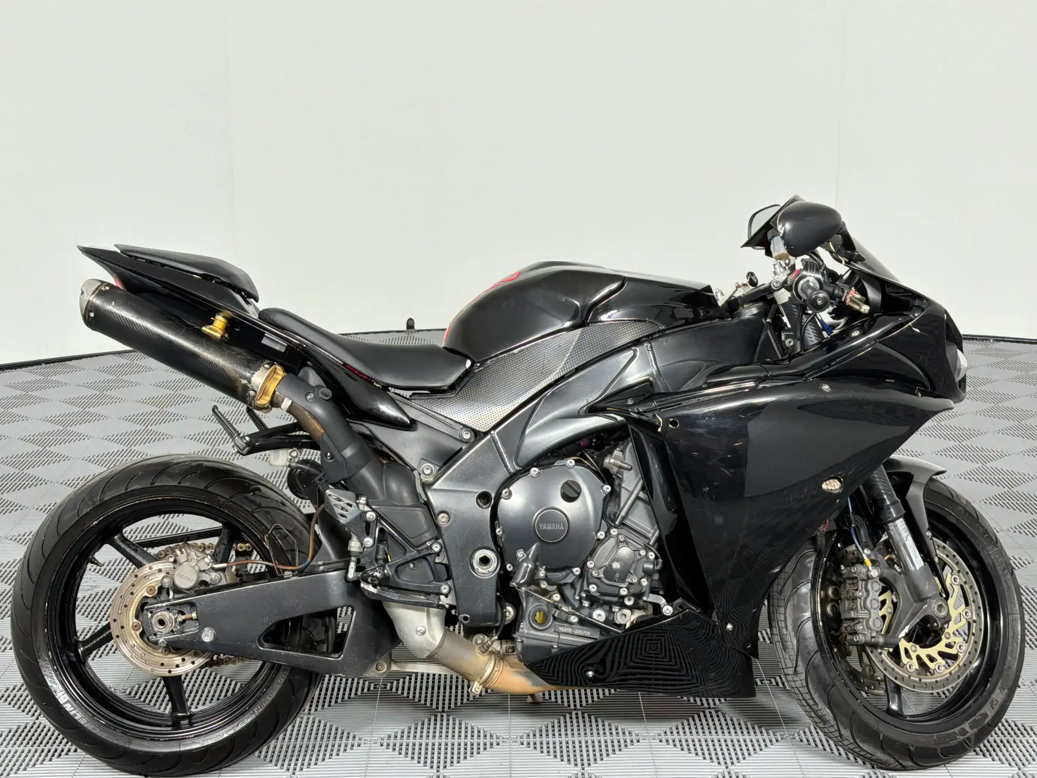 Yamaha YZF R1