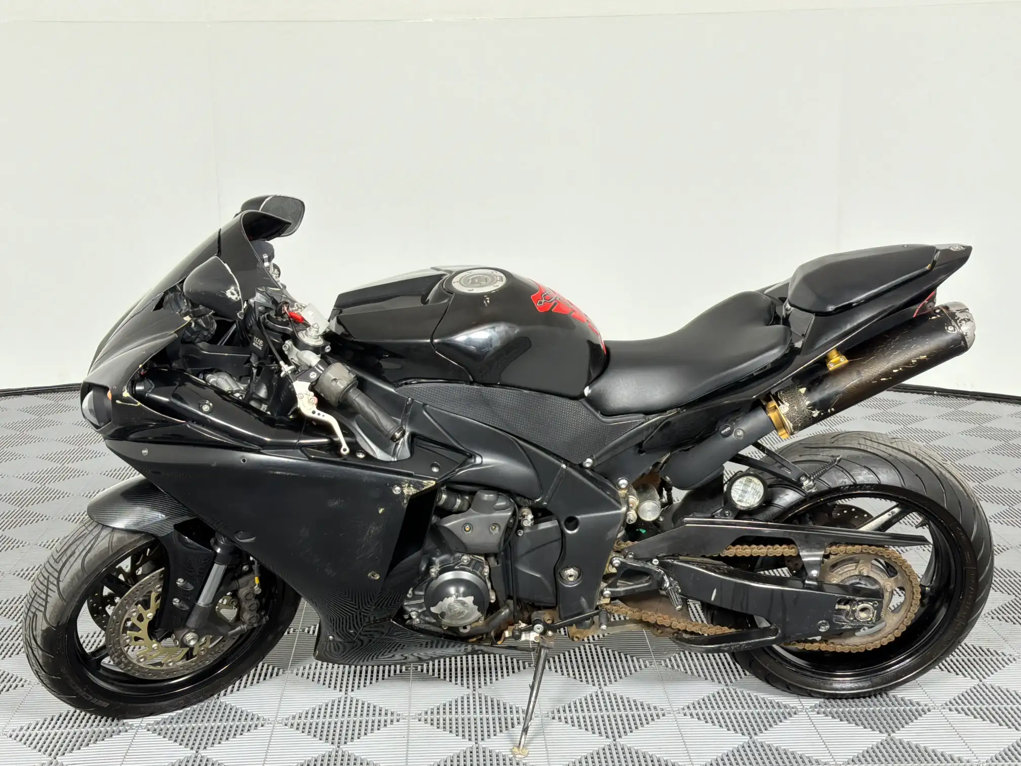 Yamaha YZF R1