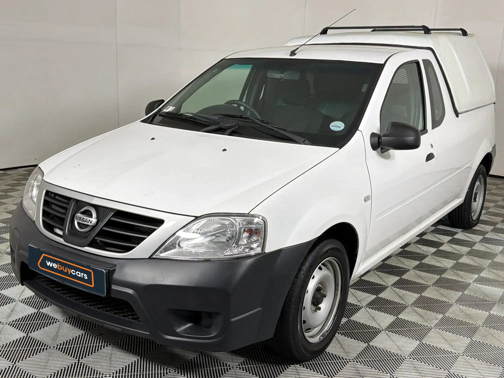 2022 Nissan NP200