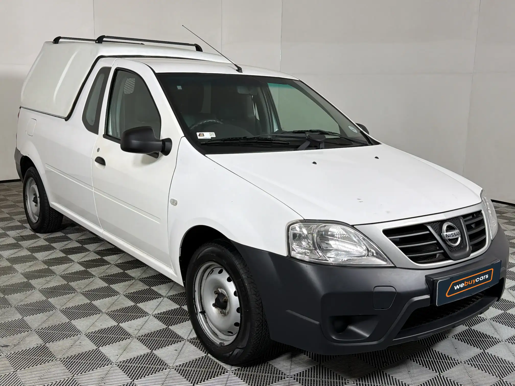Nissan NP200
