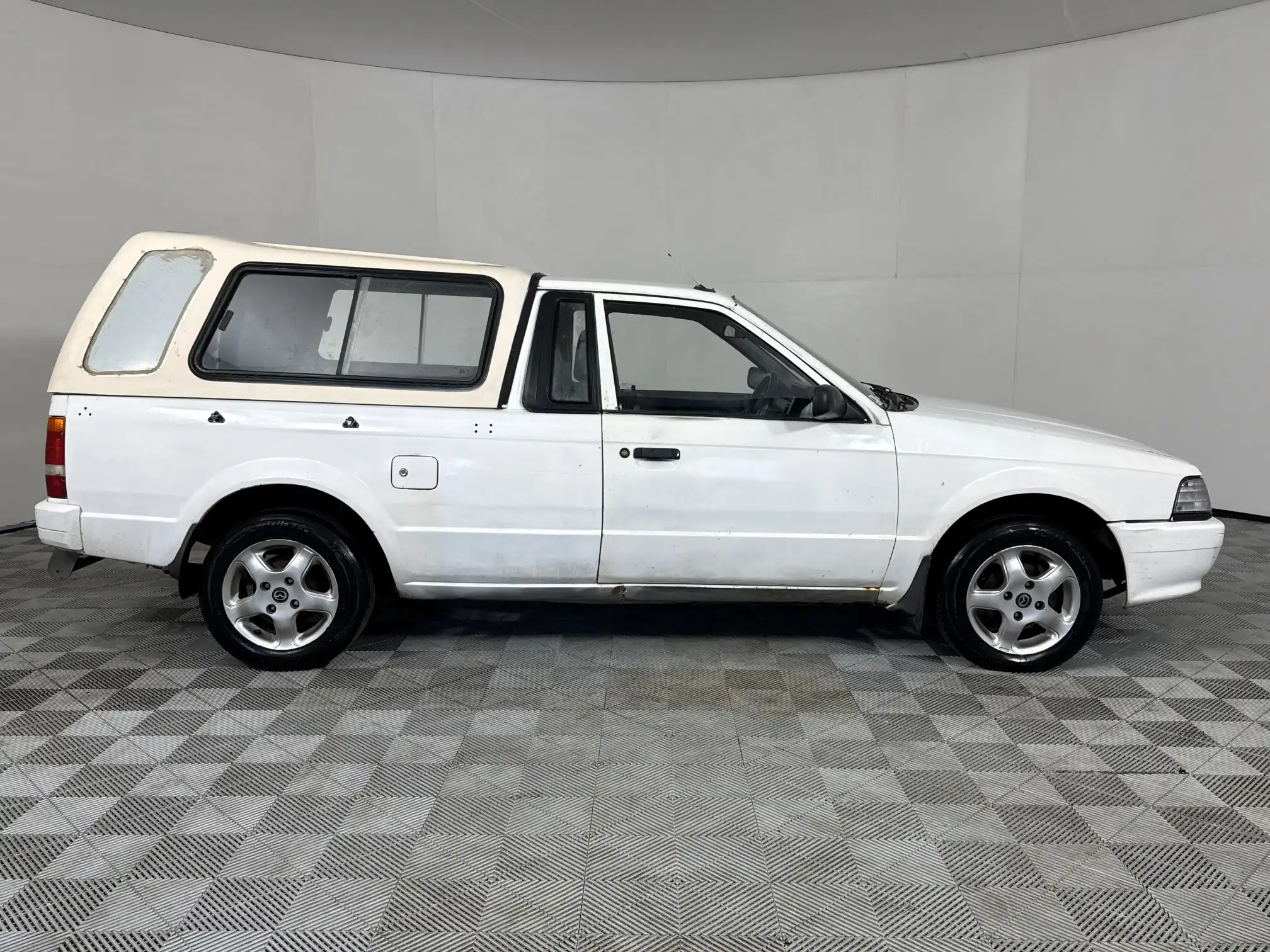 Mazda Rustler