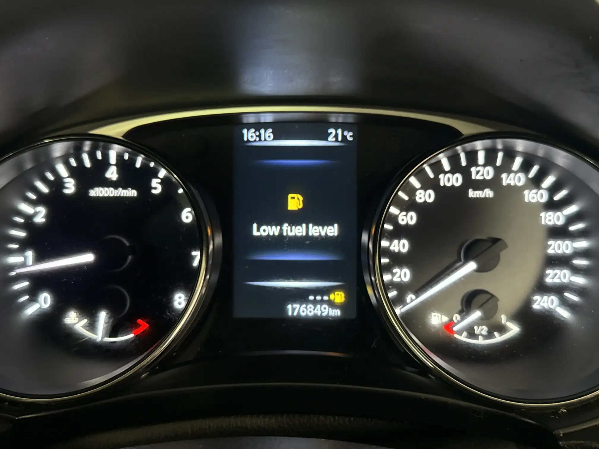 Nissan X Trail