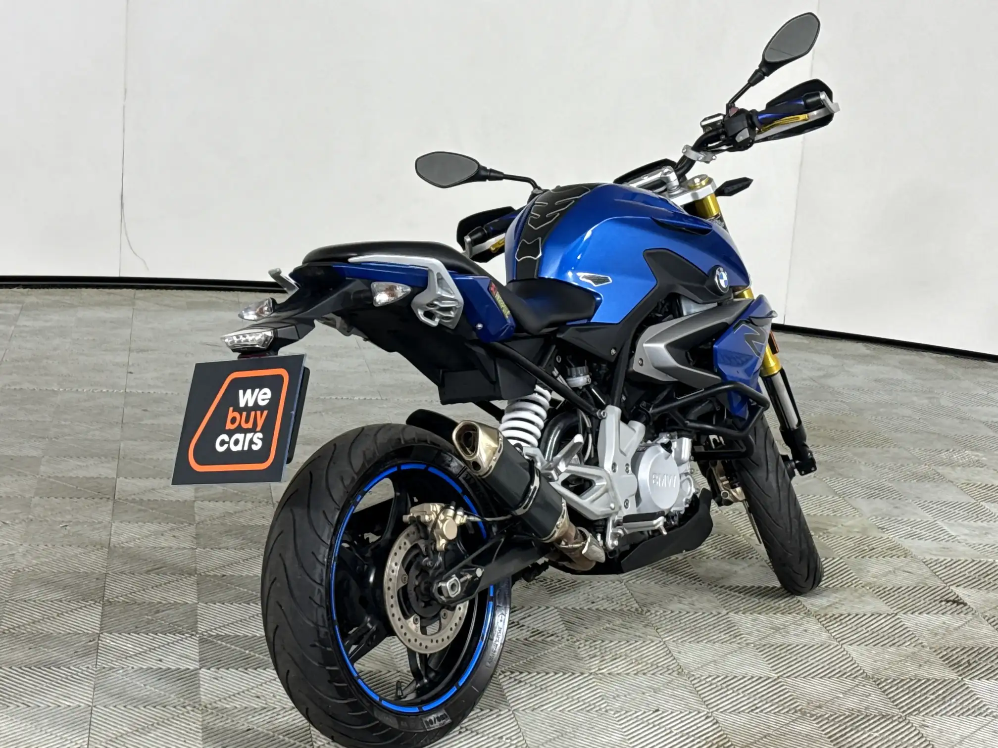 BMW C