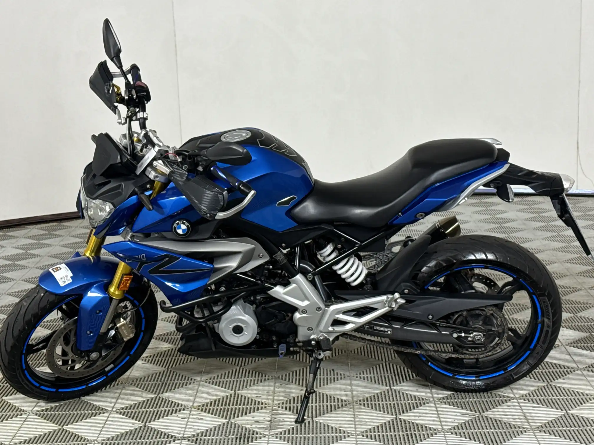 BMW C
