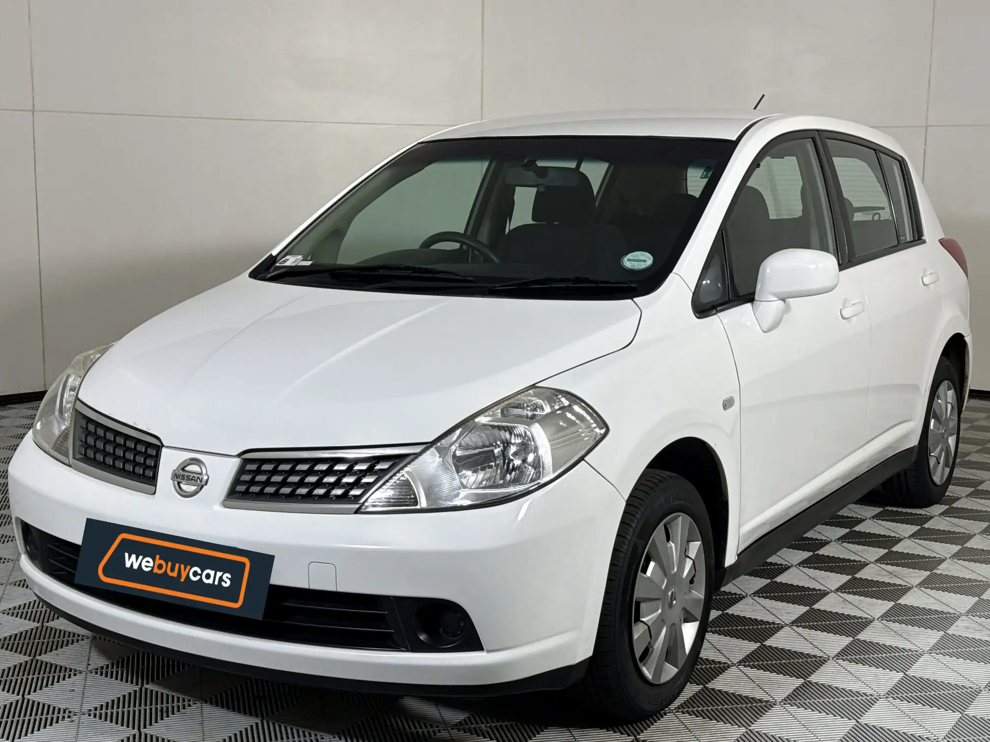 Nissan Tiida